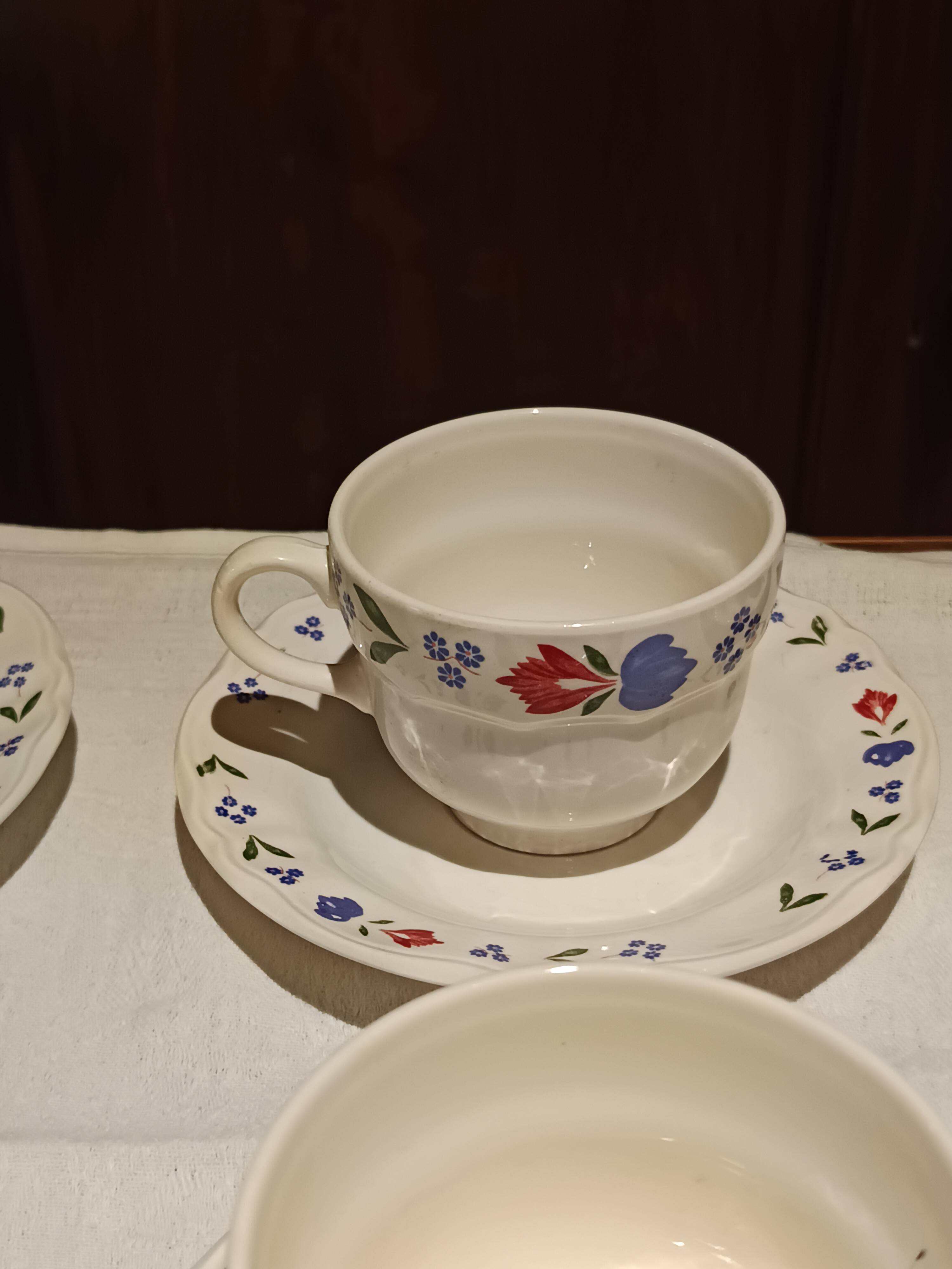 set of 6 Pagnossin ceramic tea cups and saucers from Treviso