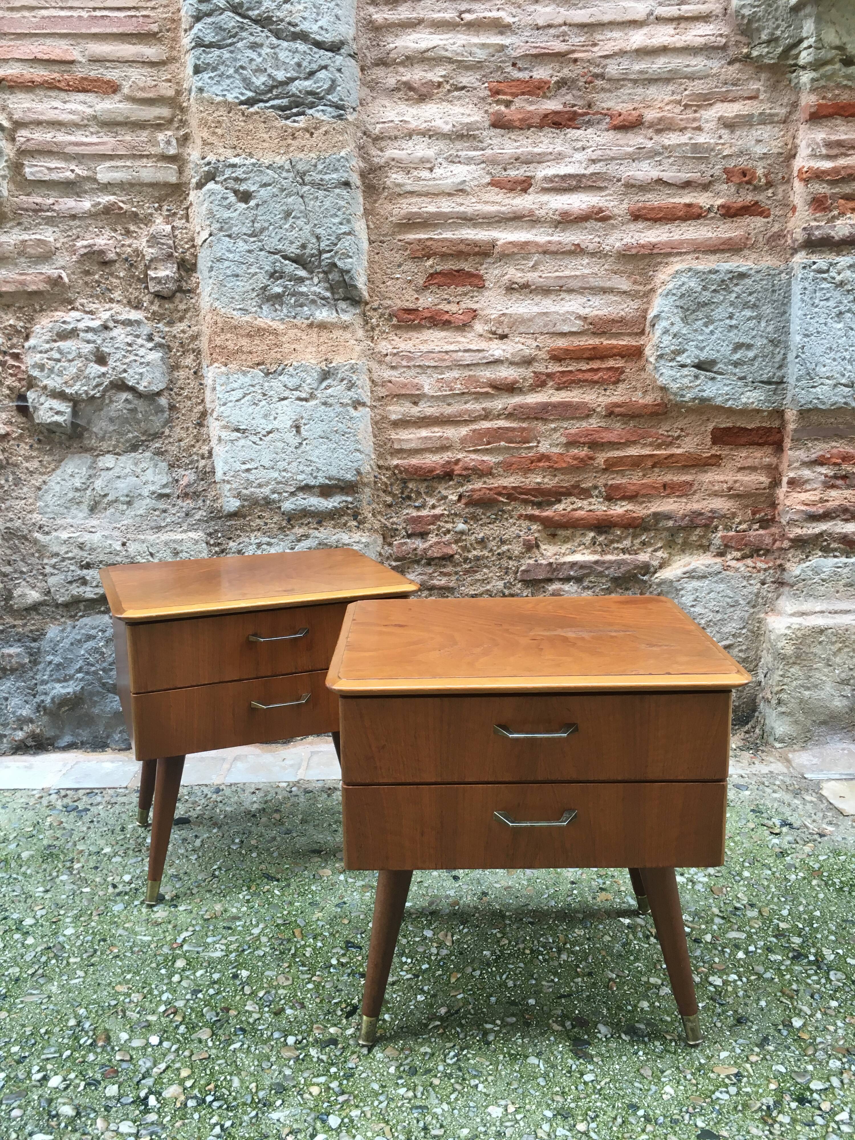 Pair of bedside feet compass