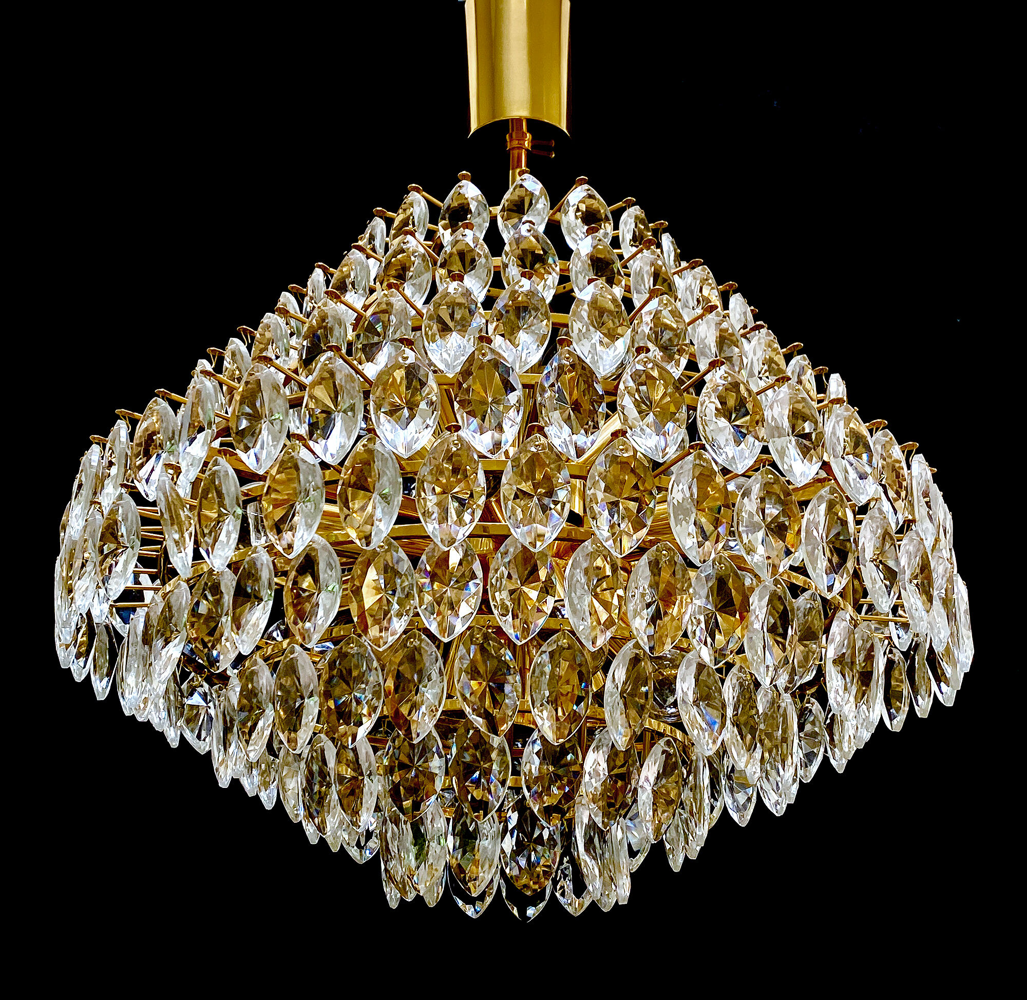 Vintage XXL Luxury Golden Chandelier Fine Gold and Crystal , 60 70 years