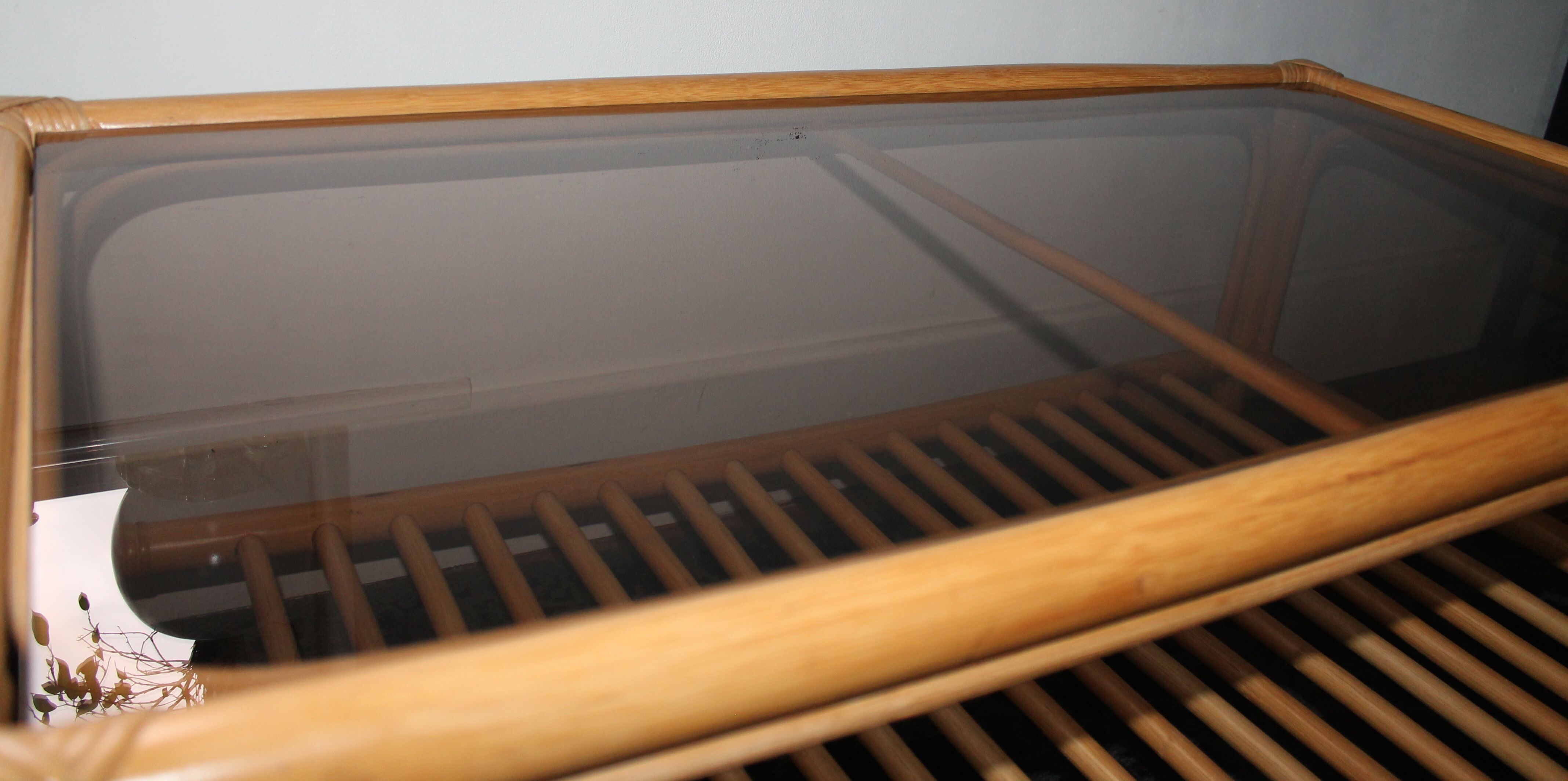 Table low vintage 70' rattan