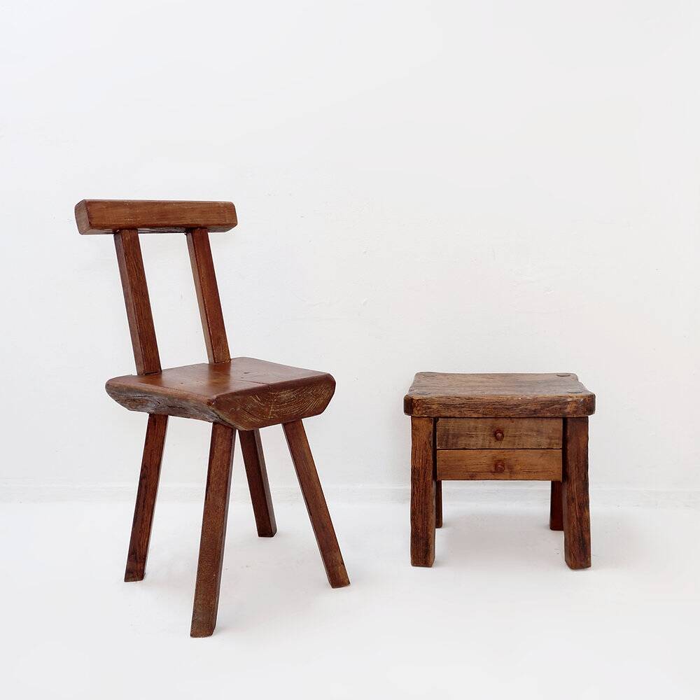 Tables de chevet ou table d'appoint rustiques en bois massif de style mid-century