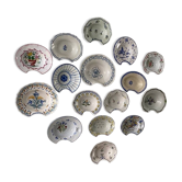 Wall composition - Collection of 16 antique beard plates