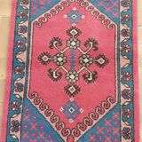 Tunisia hand-woven wool carpet