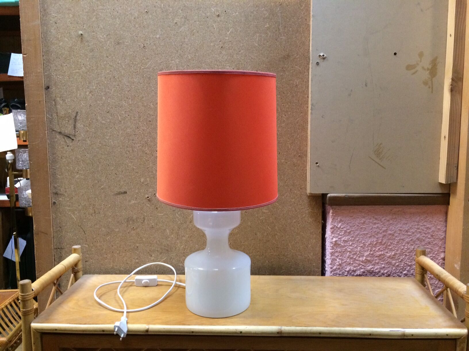 Vintage opalin glass table lamp