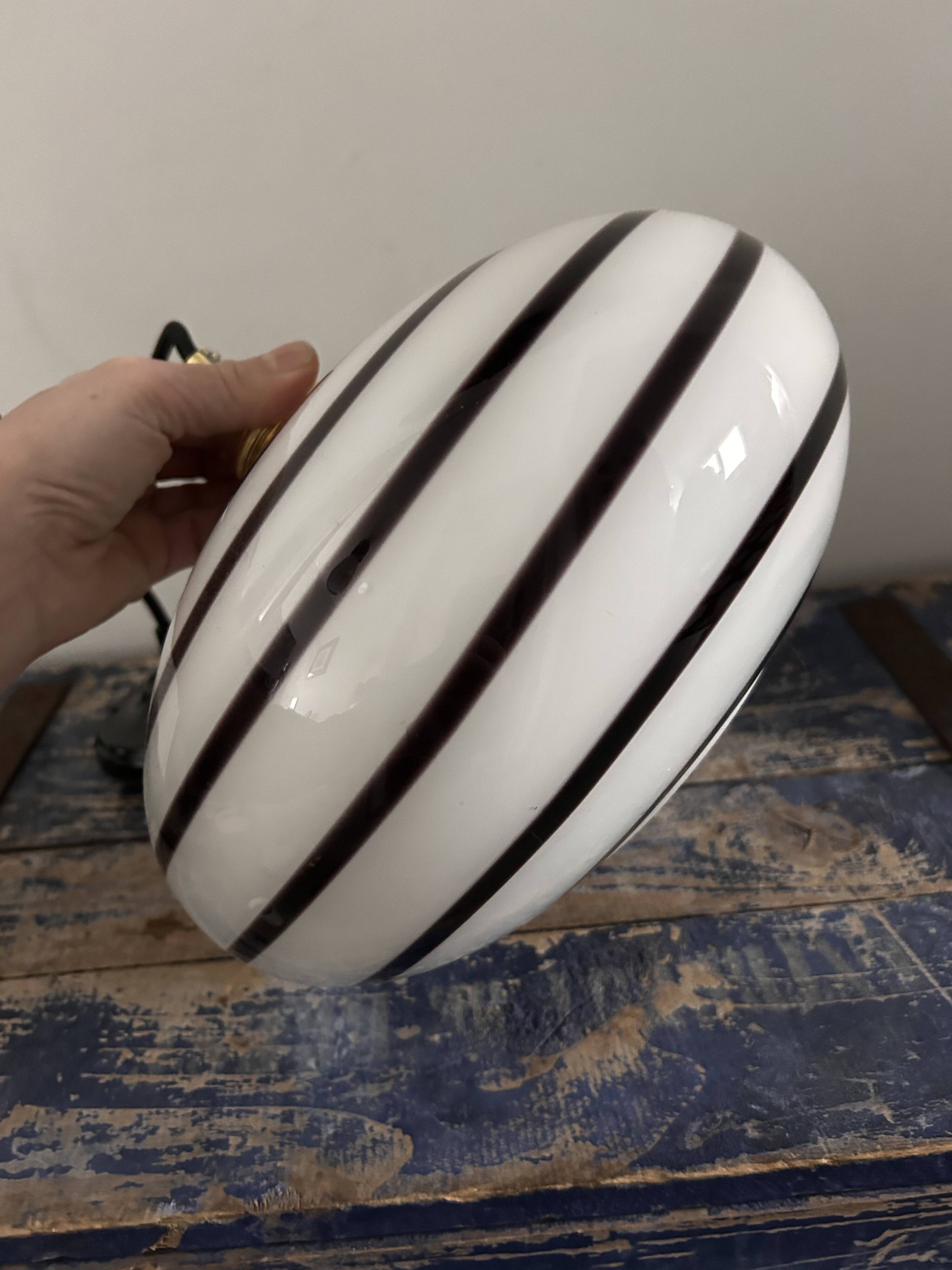 Spiral glass pendant light