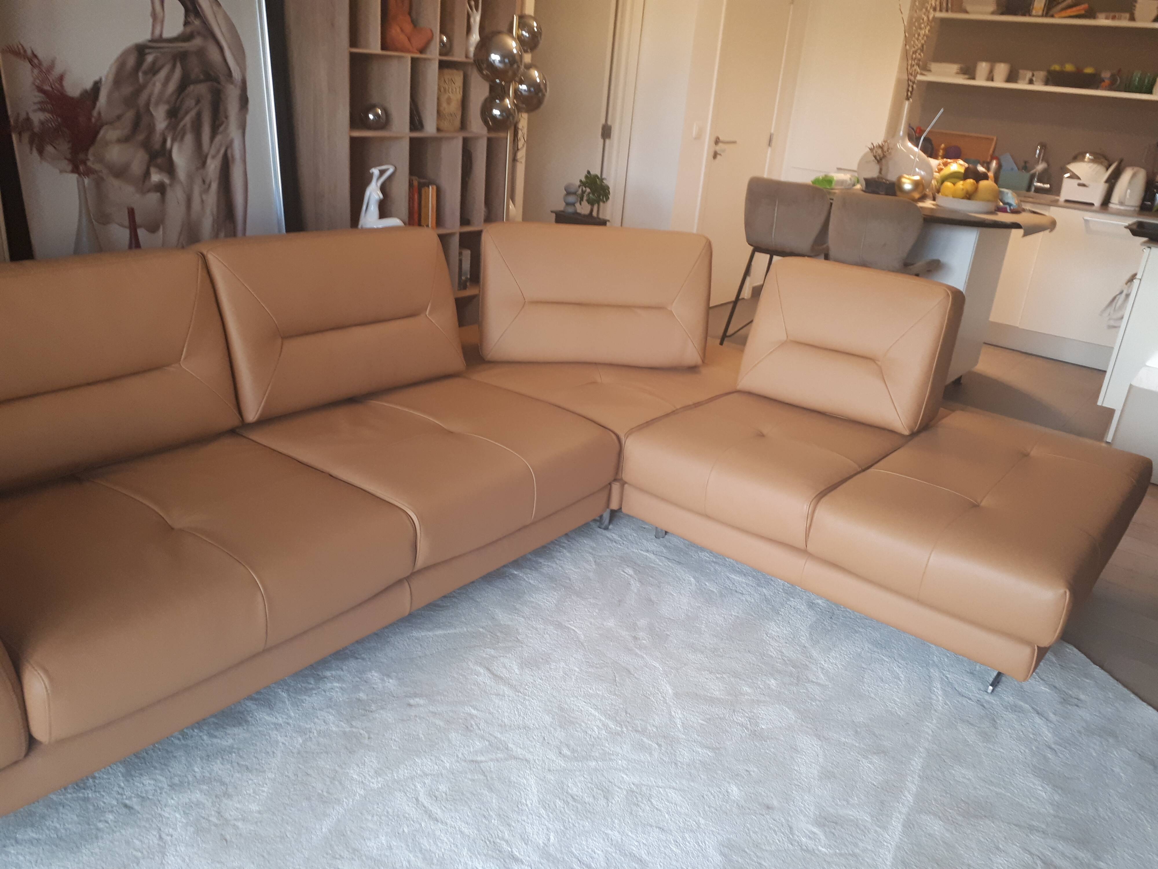 Altoni leather corner sofa