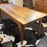 Farm table