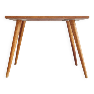 Antique coffee table with compass legs