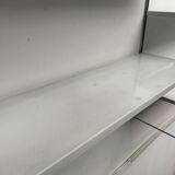 Metal string shelf