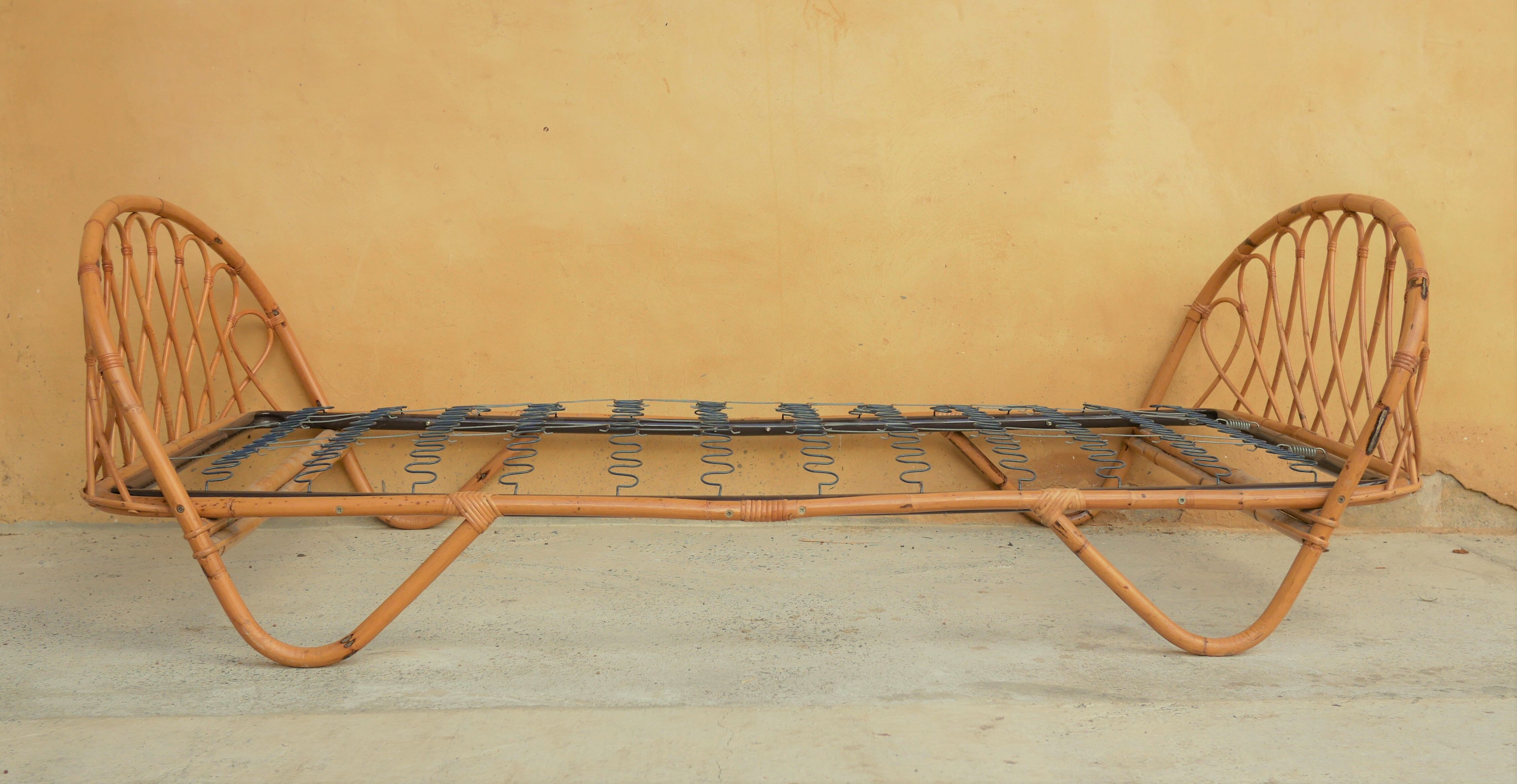 Vintage rattan bed