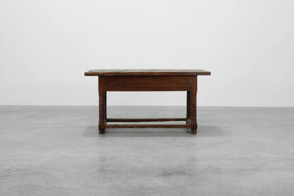 Table d'appoint ou console en chêne espagnol, XVIIe siècle