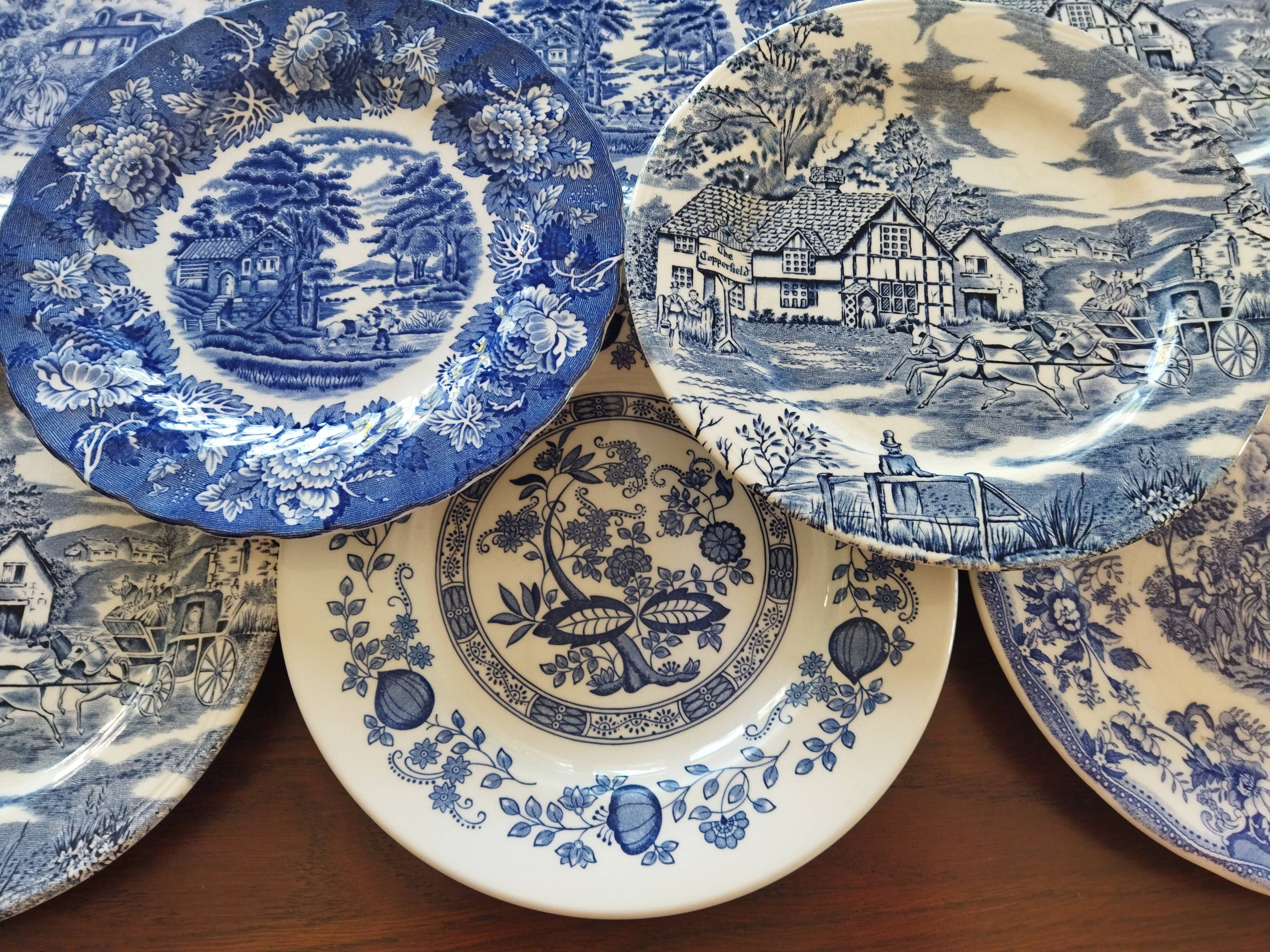 8 assiettes à dessert bleu & blanc Enoch Wood, Churchill & Lunéville