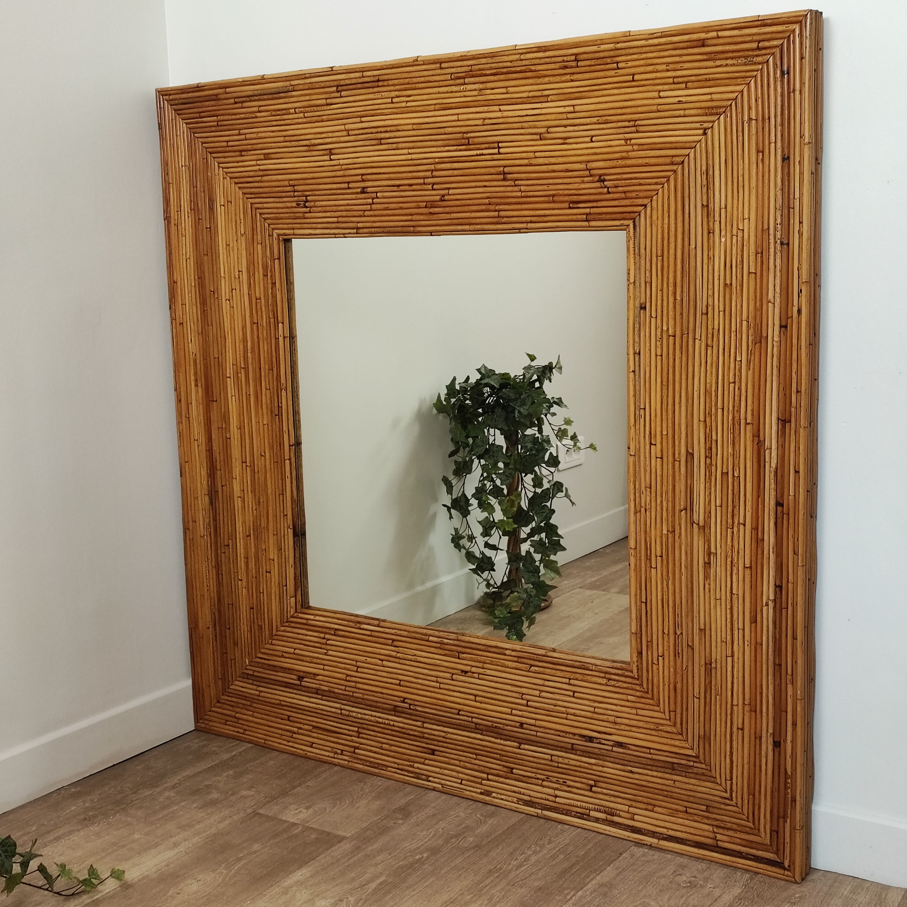 Rattan mirror XXL 120cm x 120cm