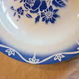 Assiette creuse en faïence de Digoin