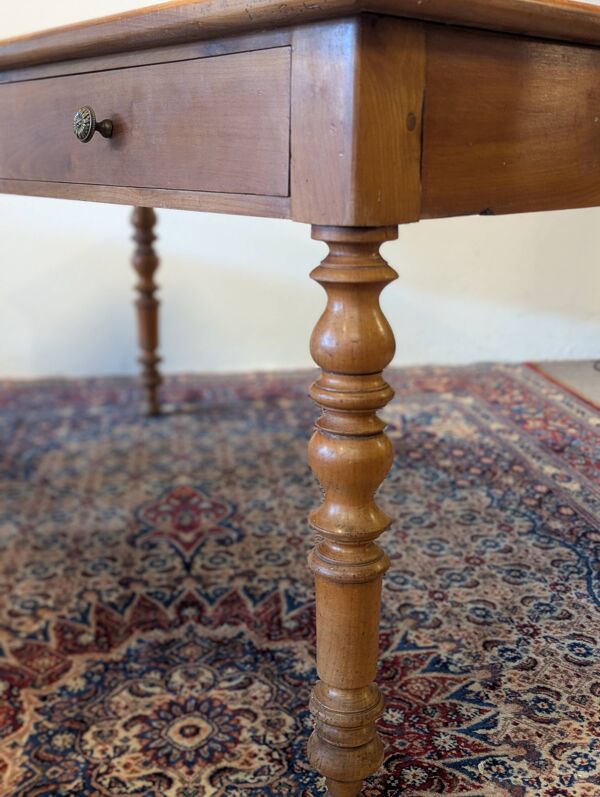Bureau en merisier et cuir
