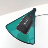 Lampe de bureau de arteluce en métal et plastique, italie 1980