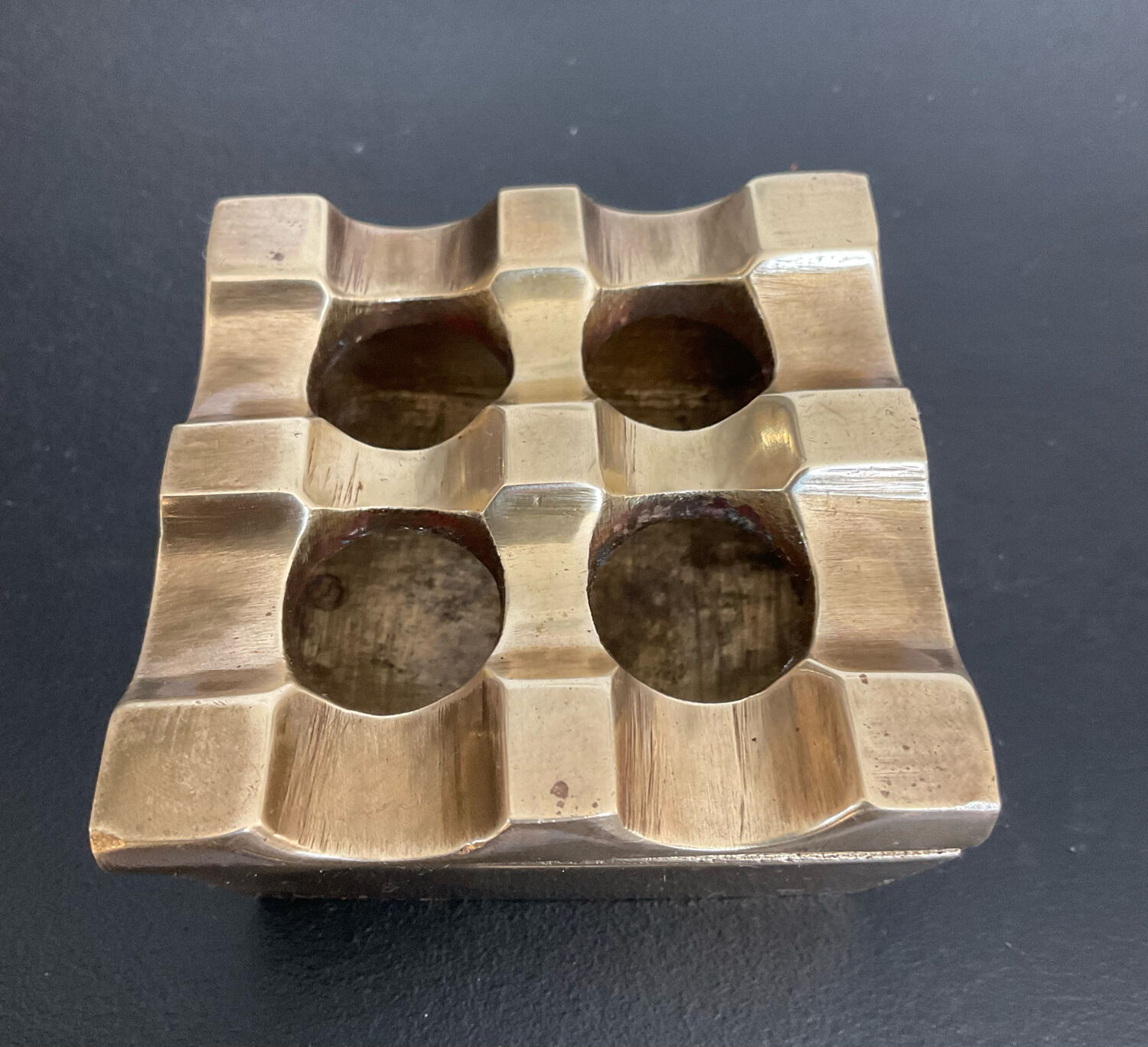 Ultima ashtray in bronze by Backström and Ljungberg from the 70s