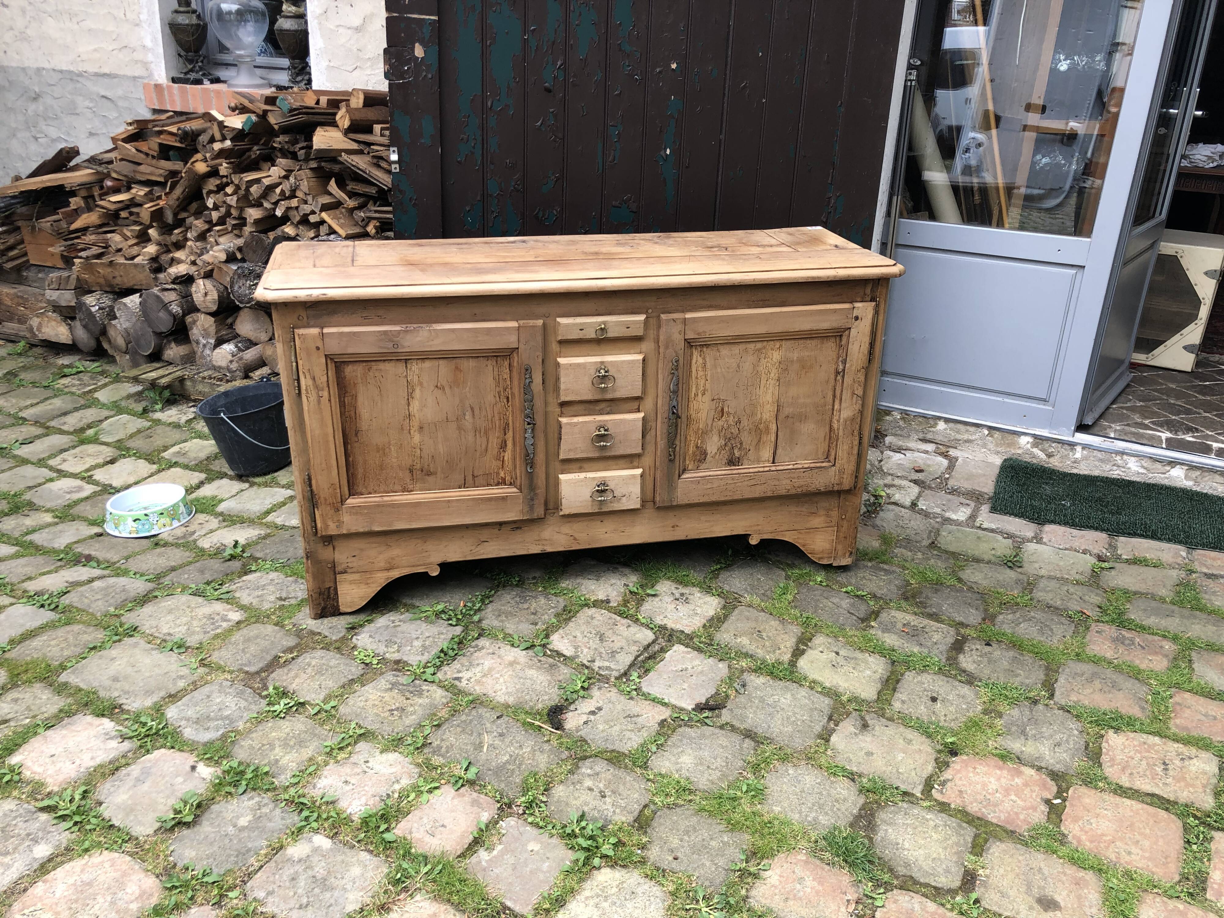 Buffet low in pickled cherry tree