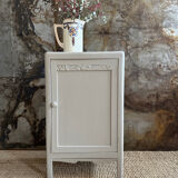 Linen sideboard