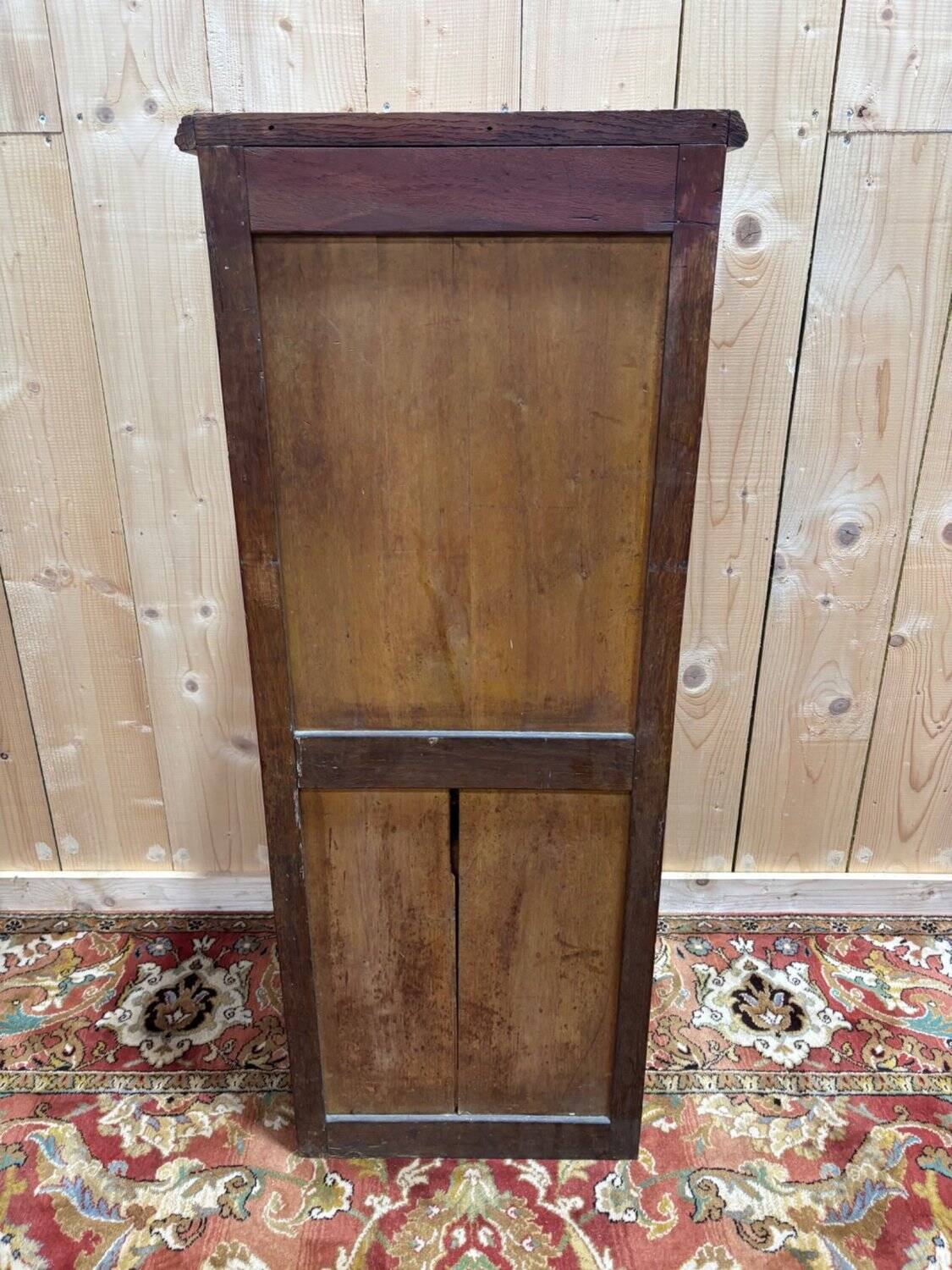 Antique oak chest of drawers - late 19th/early 20th century.