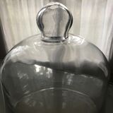 Glass bell for food presentation