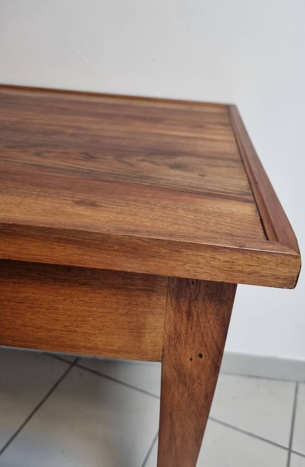 Petite table en acajou