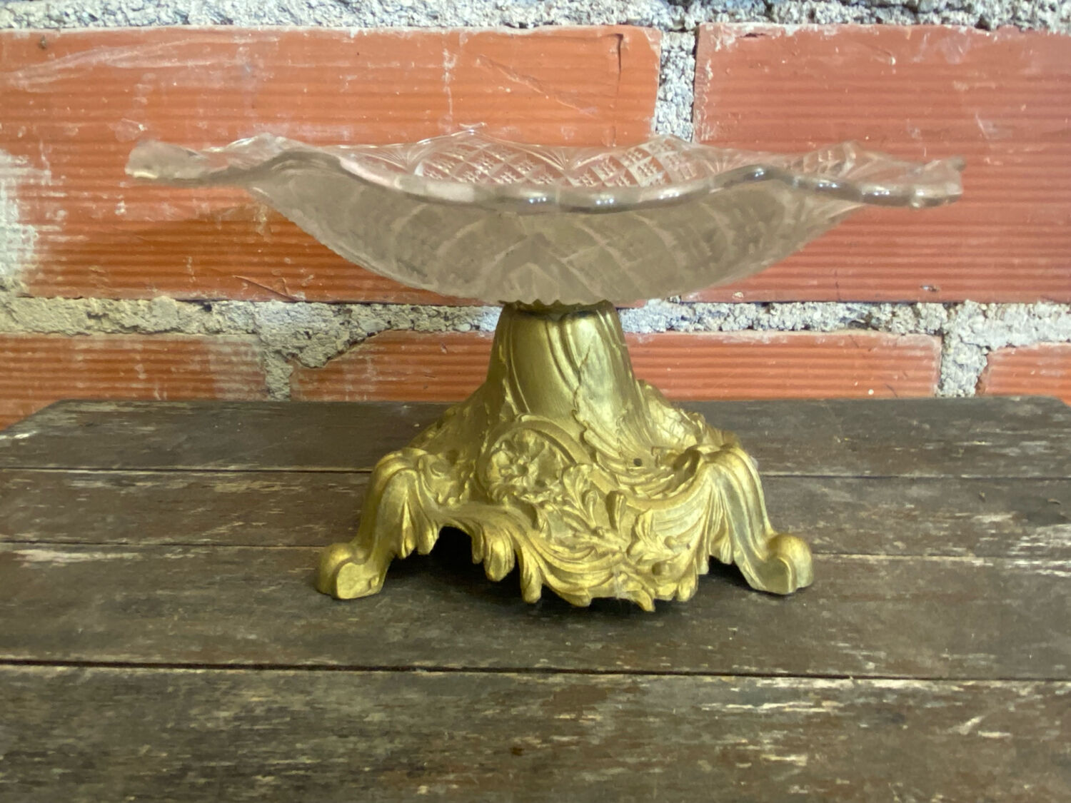 Antique art nouveau fruit bowl moulded glass + golden metal pedestal