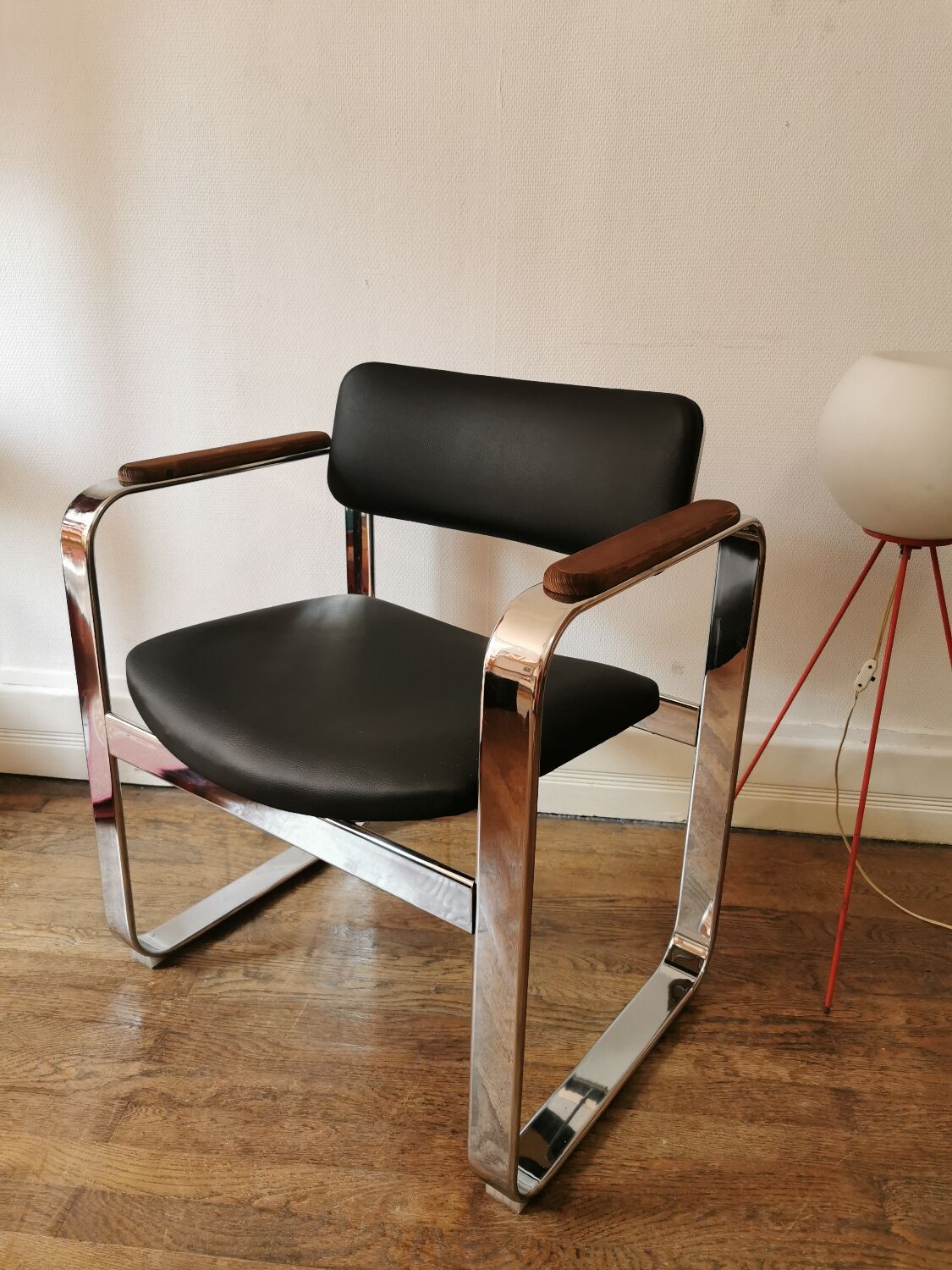 Chair by Eero AARNIO