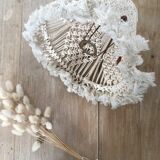 Macramé lampshade and wooden beads