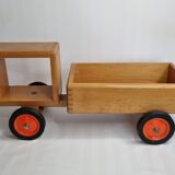 Vintage pulling truck, sleek design 70s-80s