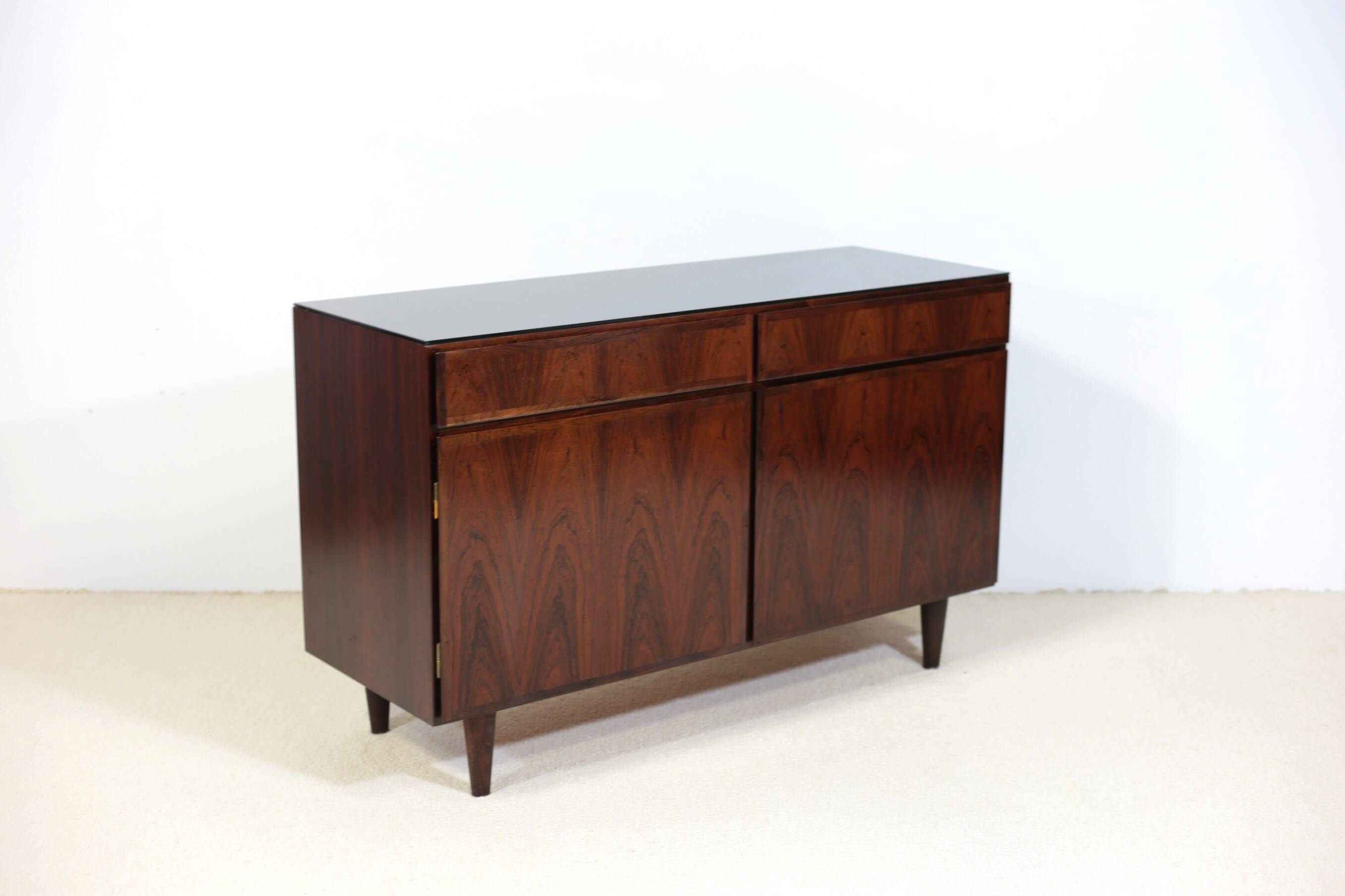 Buffet Omann Jun en palissandre