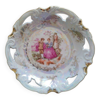 Hollow plate