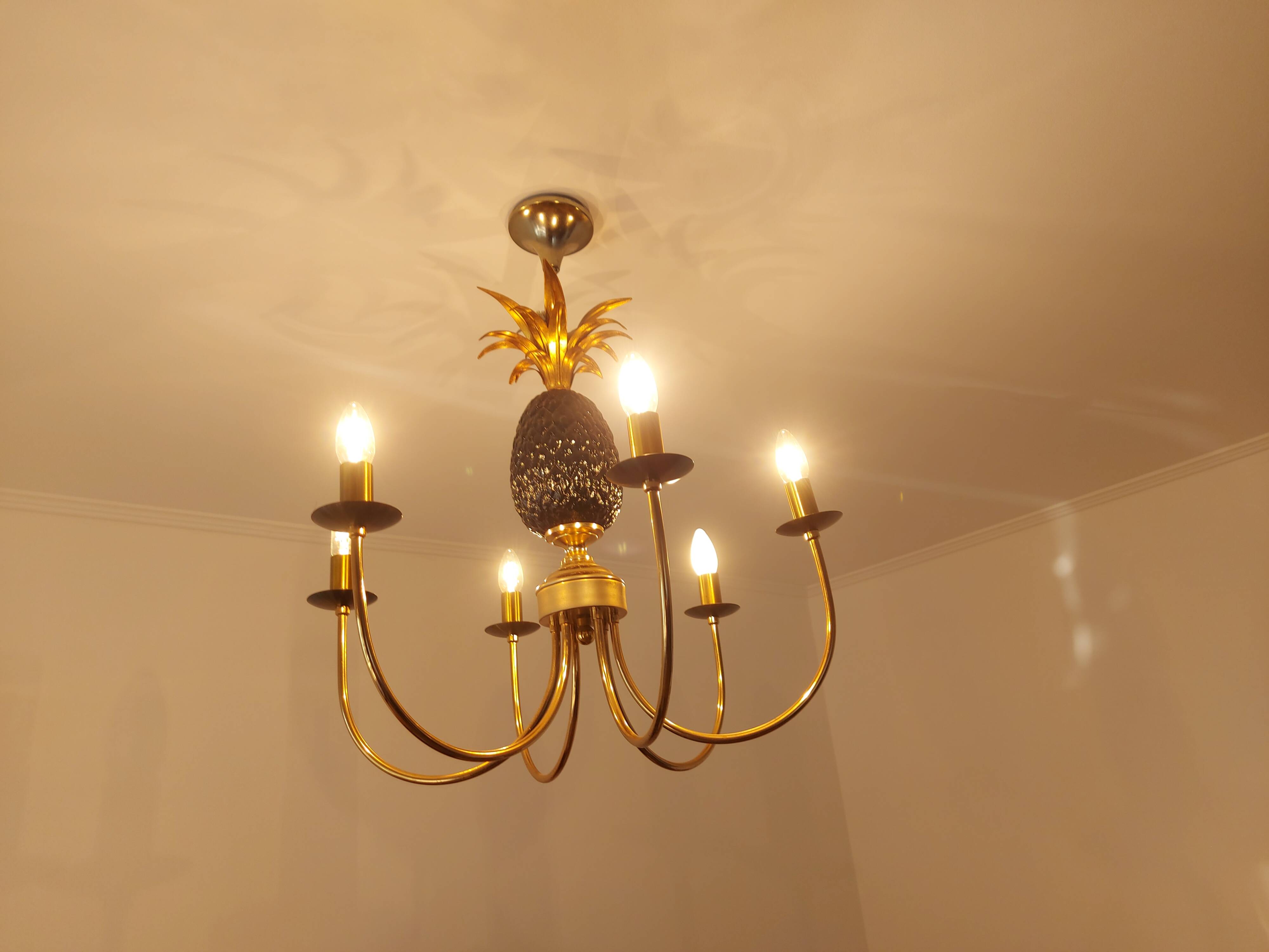 Pineapple chandelier from the 70'S in brass