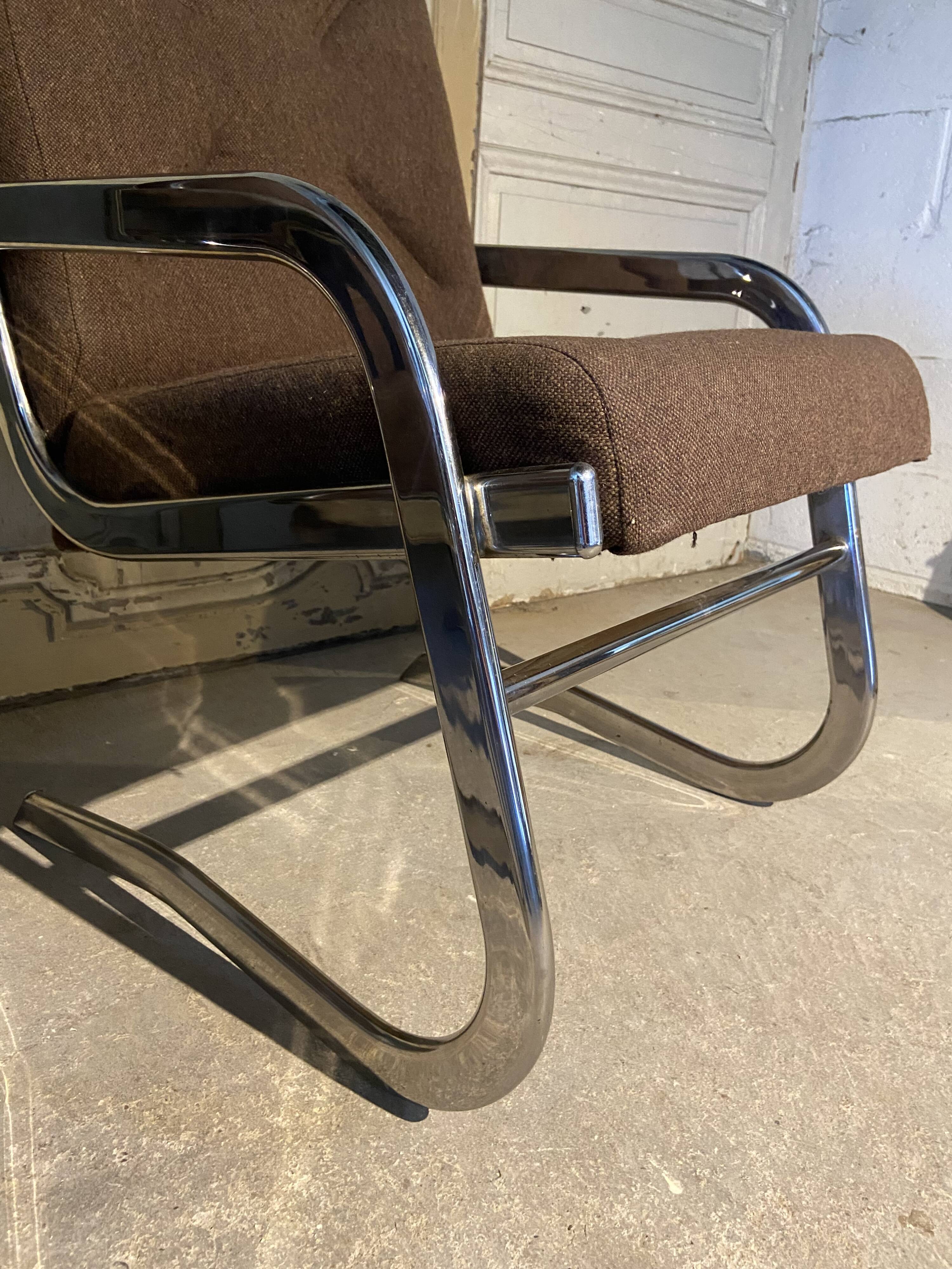 Pair of 70s designer armchairs/chairs in chrome and brown fabric