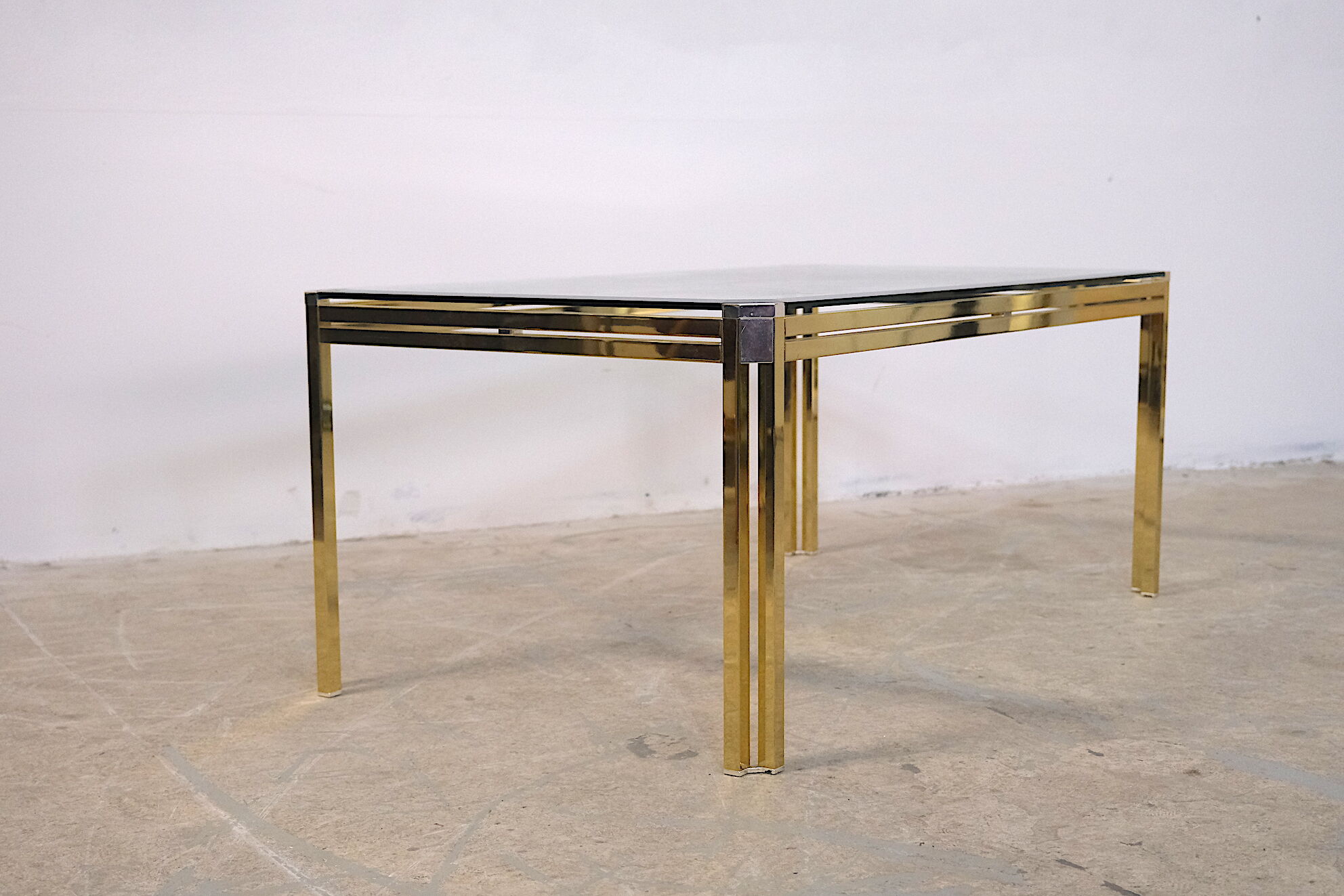 Table basse italienne chromée et verre, années 1970