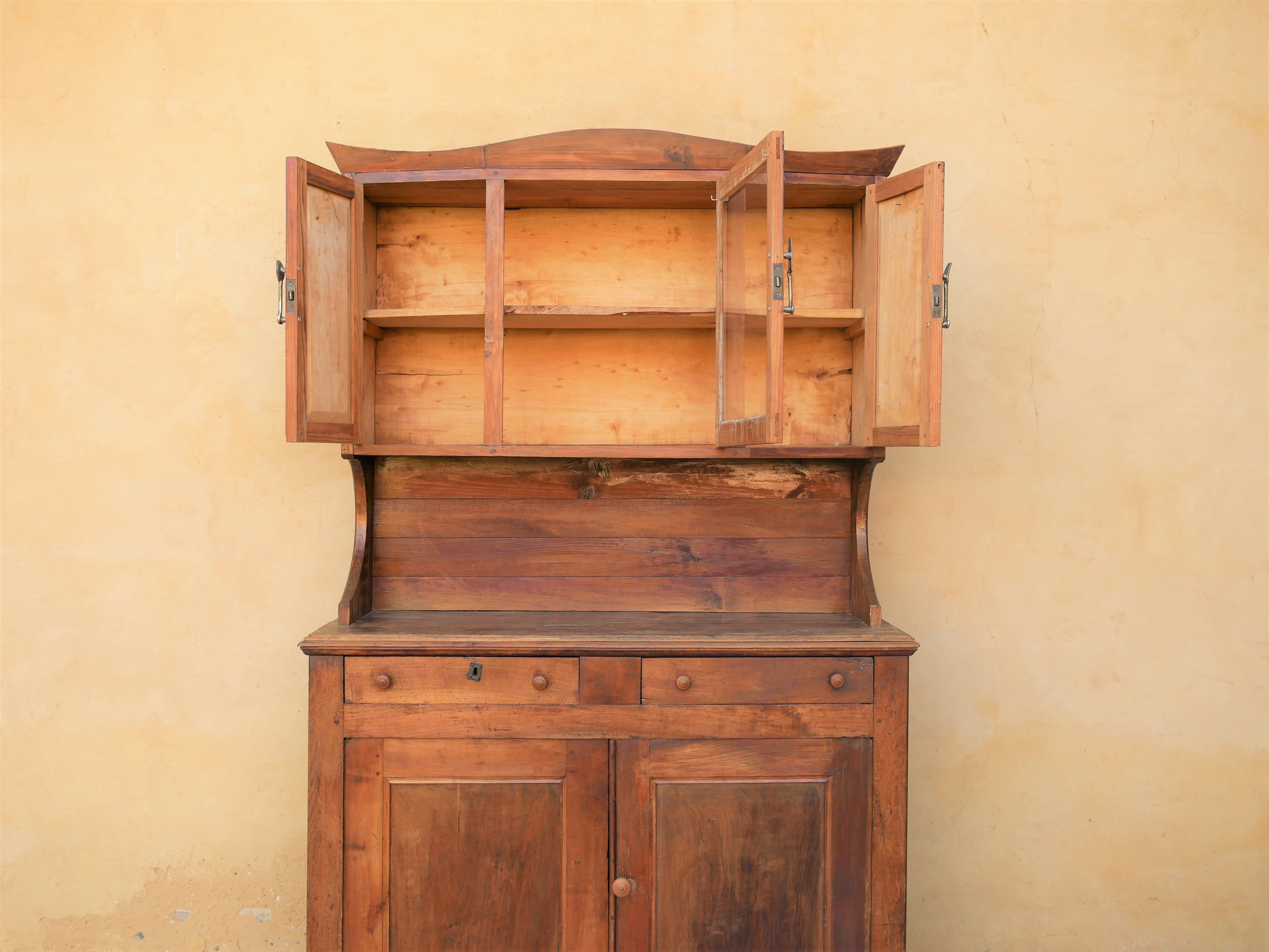 Buffet vaisselier en bois massif