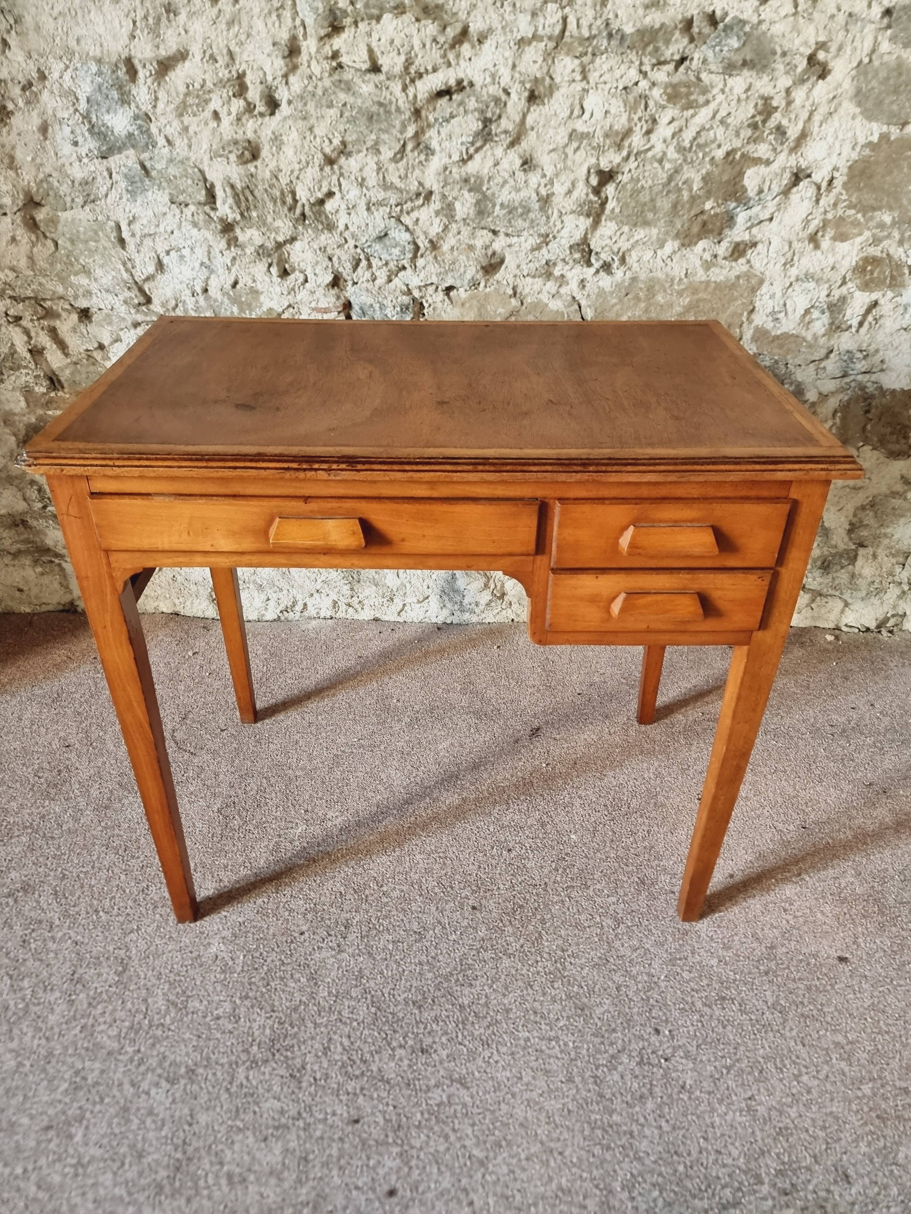 Vintage children's desk – France, 1950s