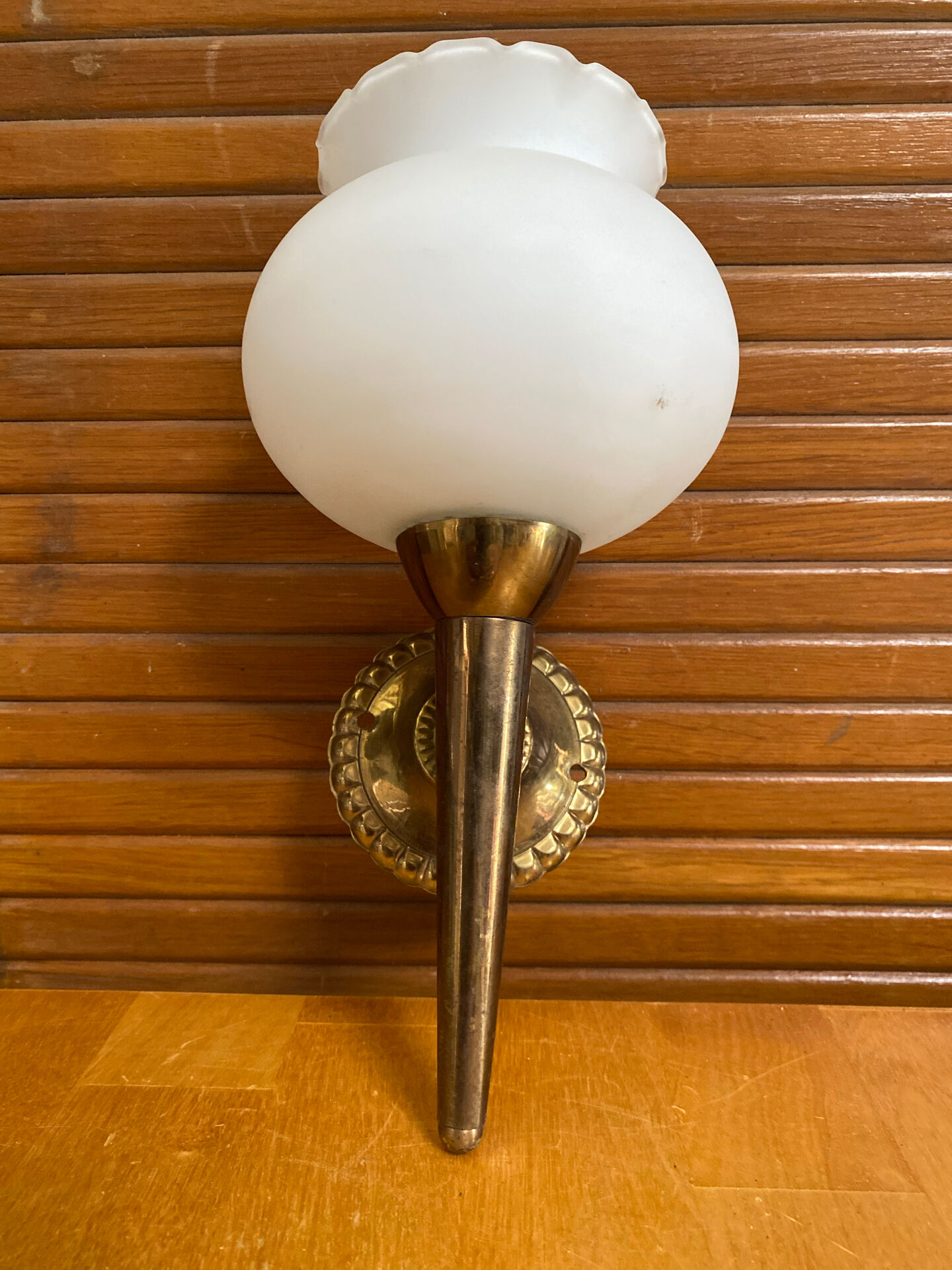 Arlus lunel wall torch light gold metal + white opaline mid-century