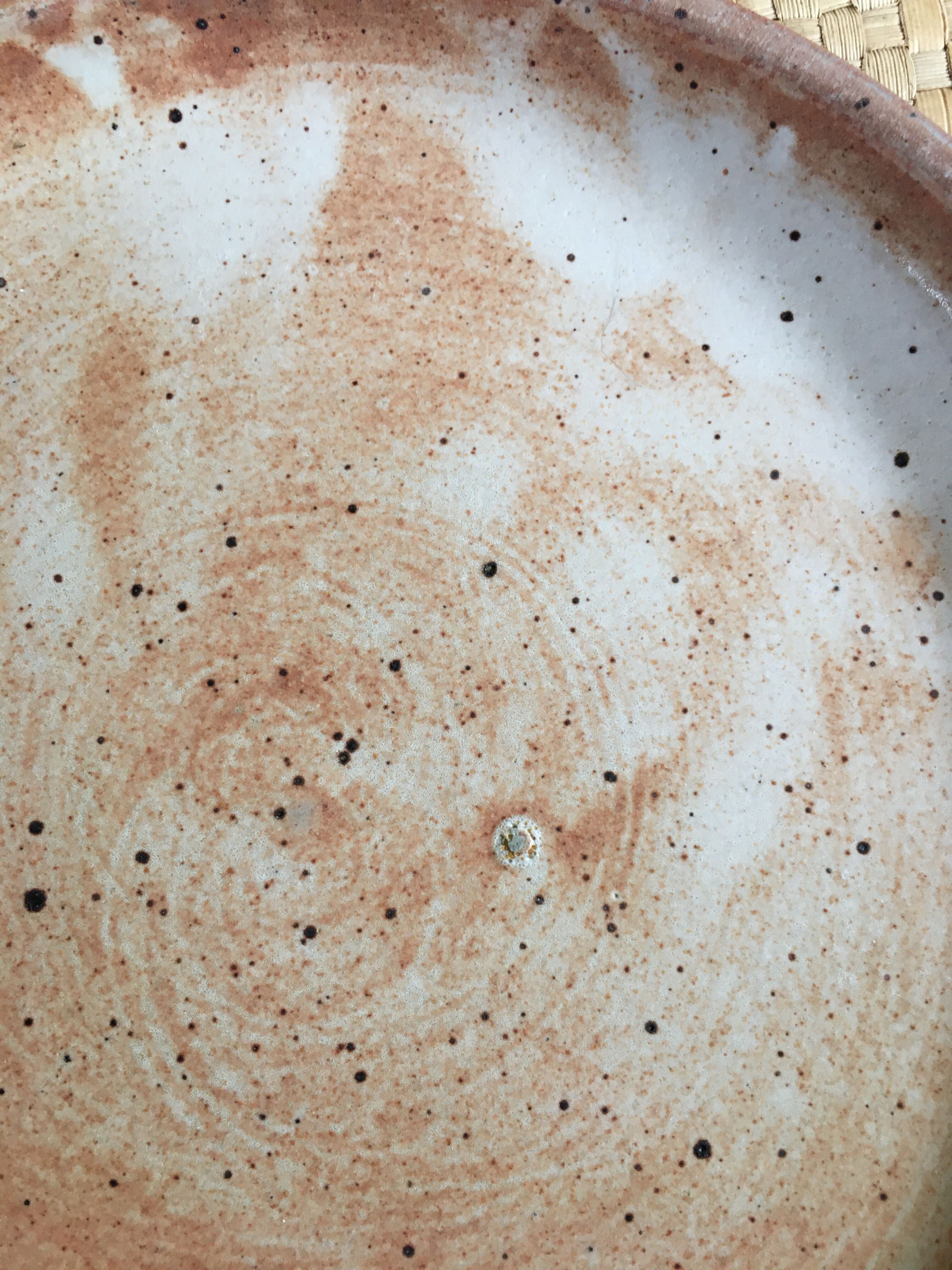 Series of 8 flat sandstone plates