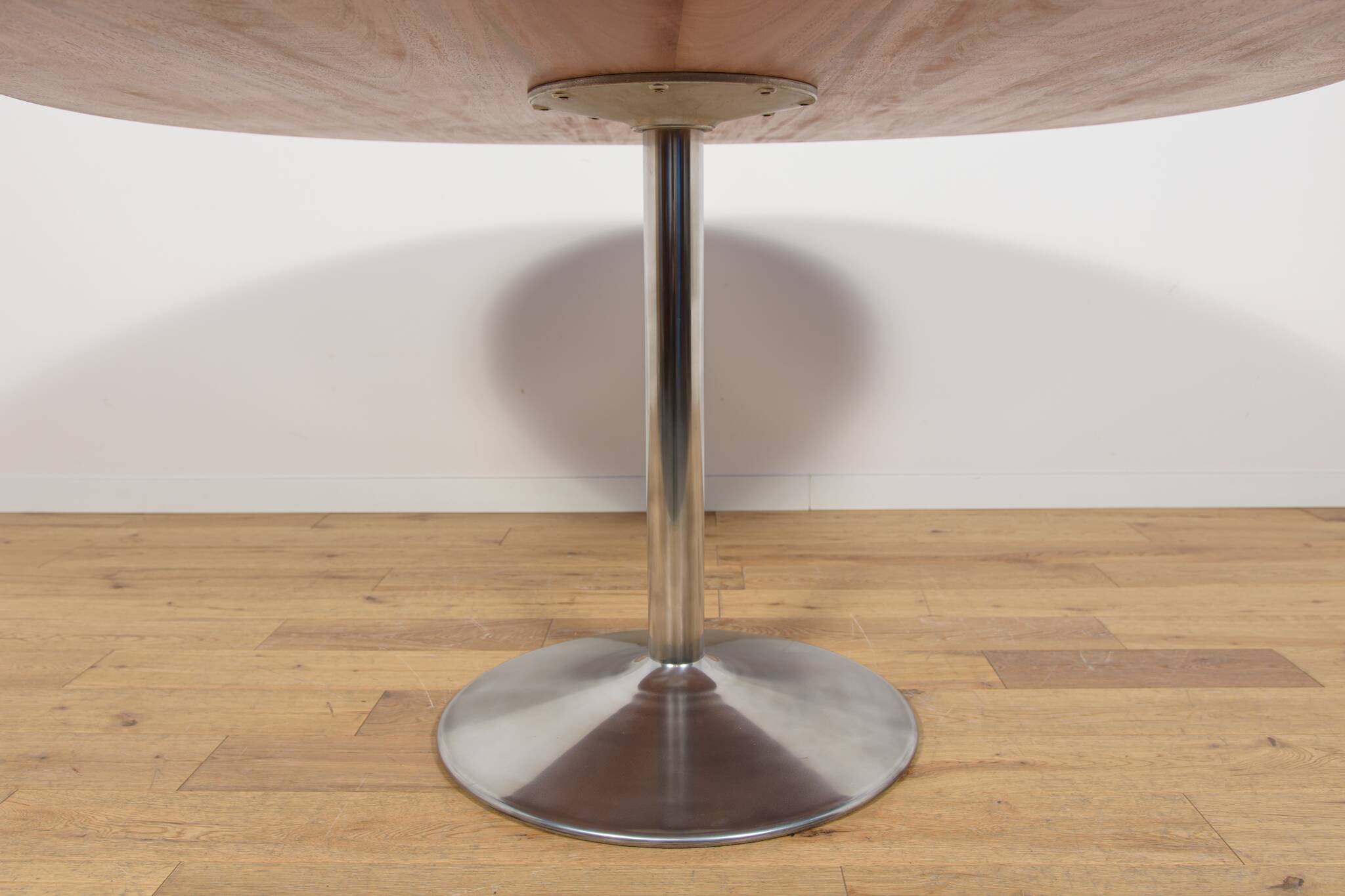 Table à manger ronde moderne du milieu du siècle, Danemark, années 1970