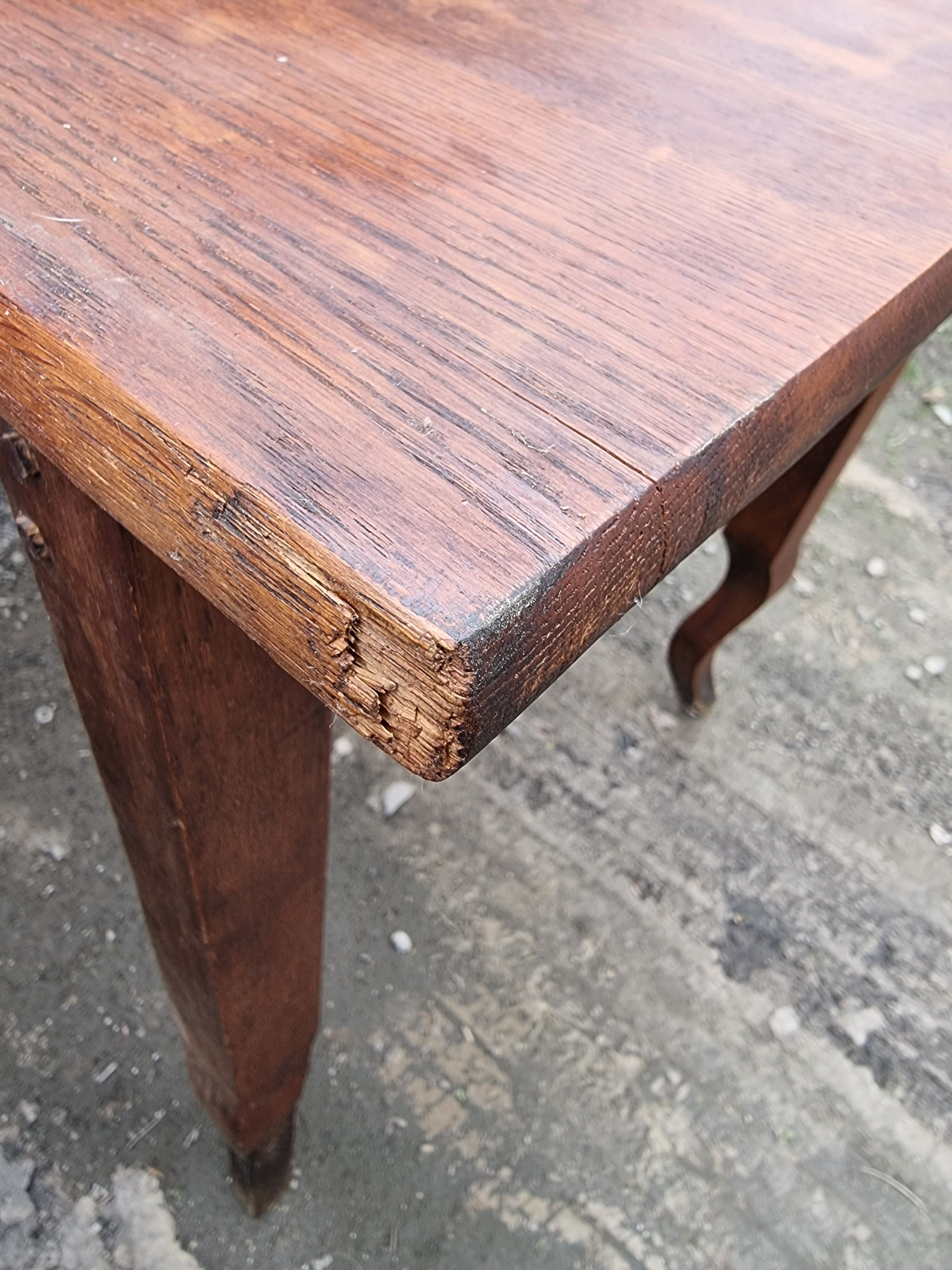 Restaurant tables, set of 4