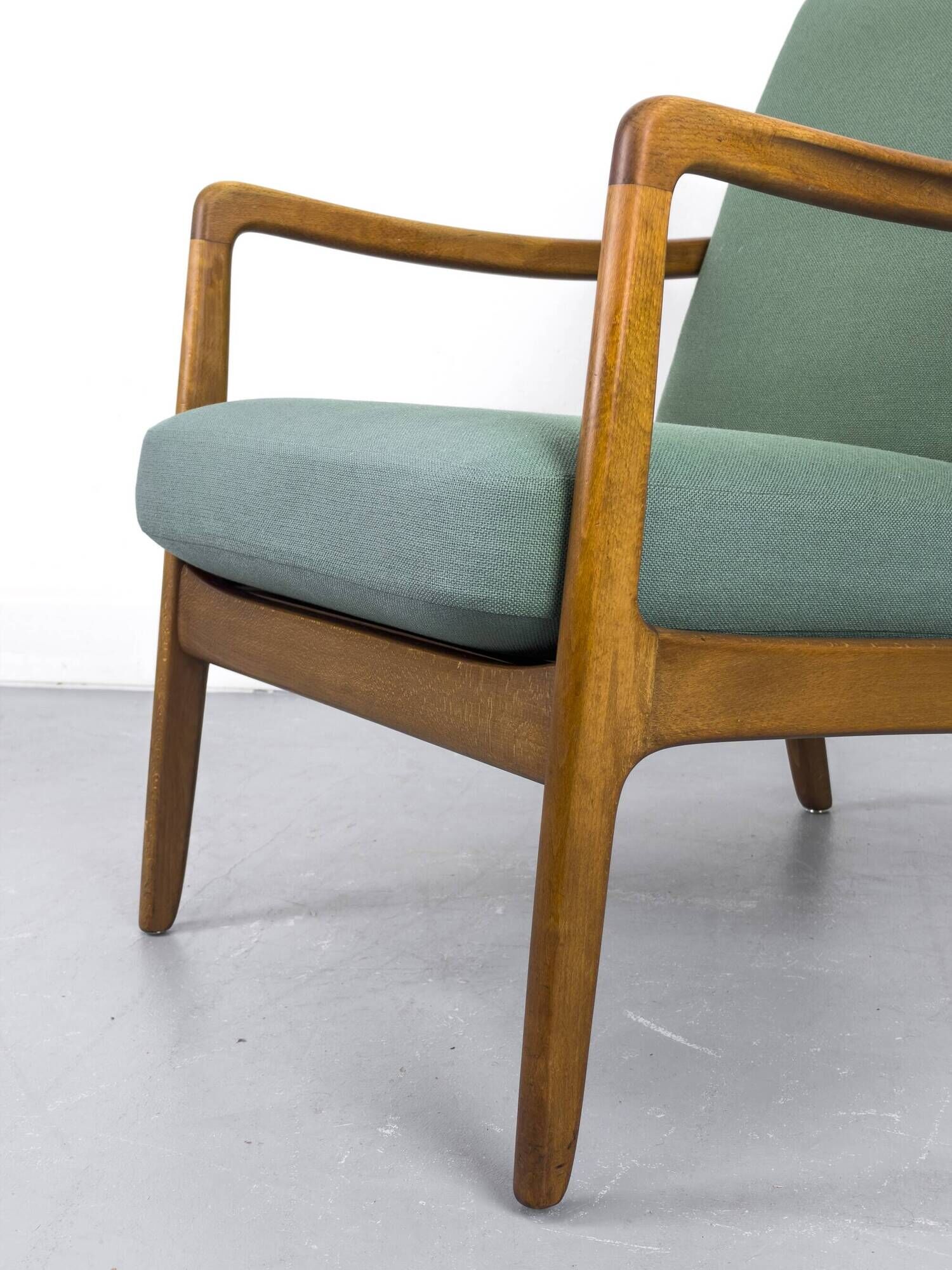 Danish Lounge Chair Model FD-109 by Ole Wanscher for France & Daverkosen, 1