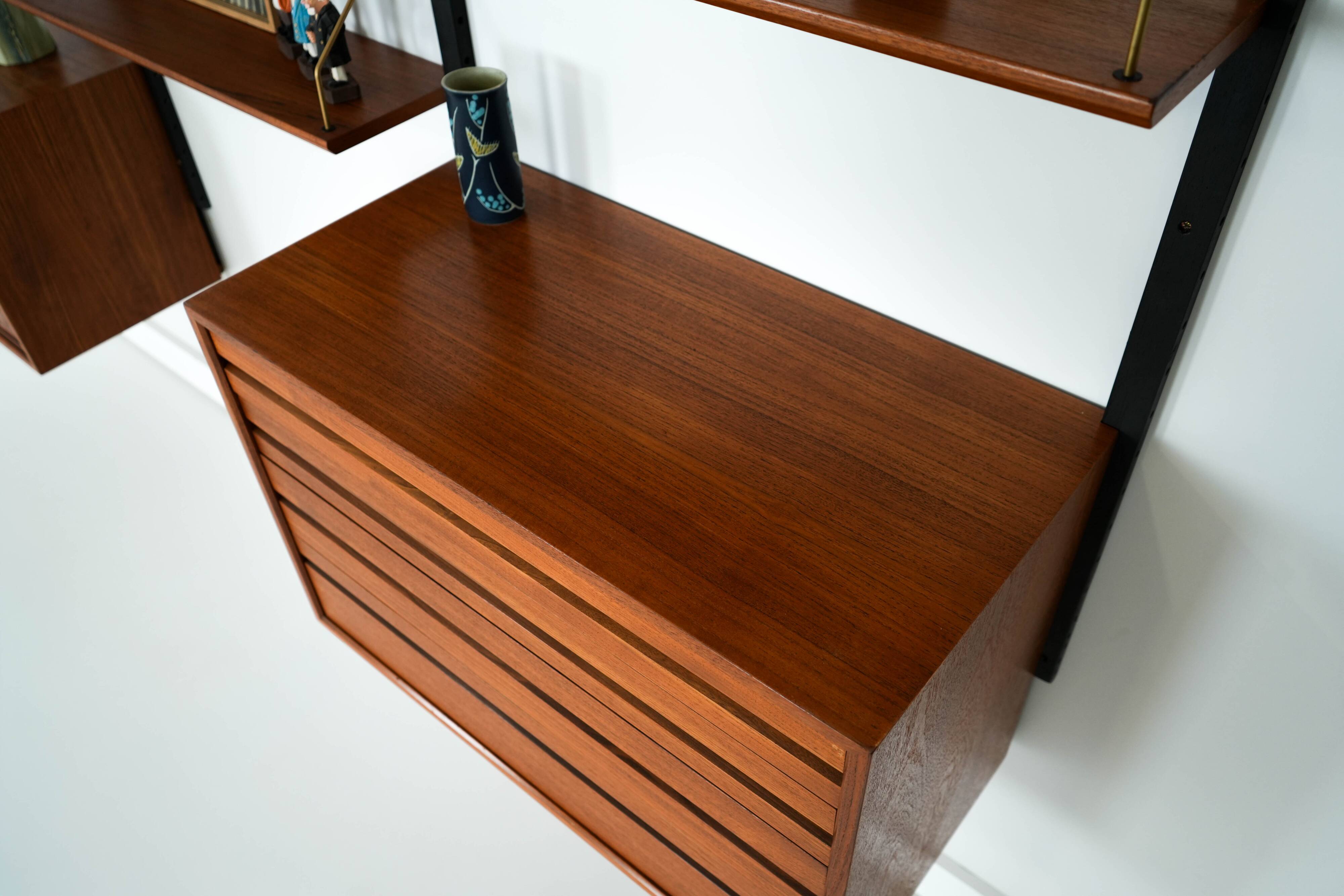 Teak modular shelving unit, Danish design, 1960s, designer: Poul Cadovius