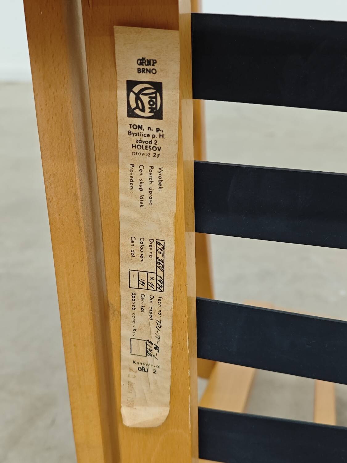 Pair of "boomerang" armchairs by Antonin Suman for Ton "Thonet" 1960