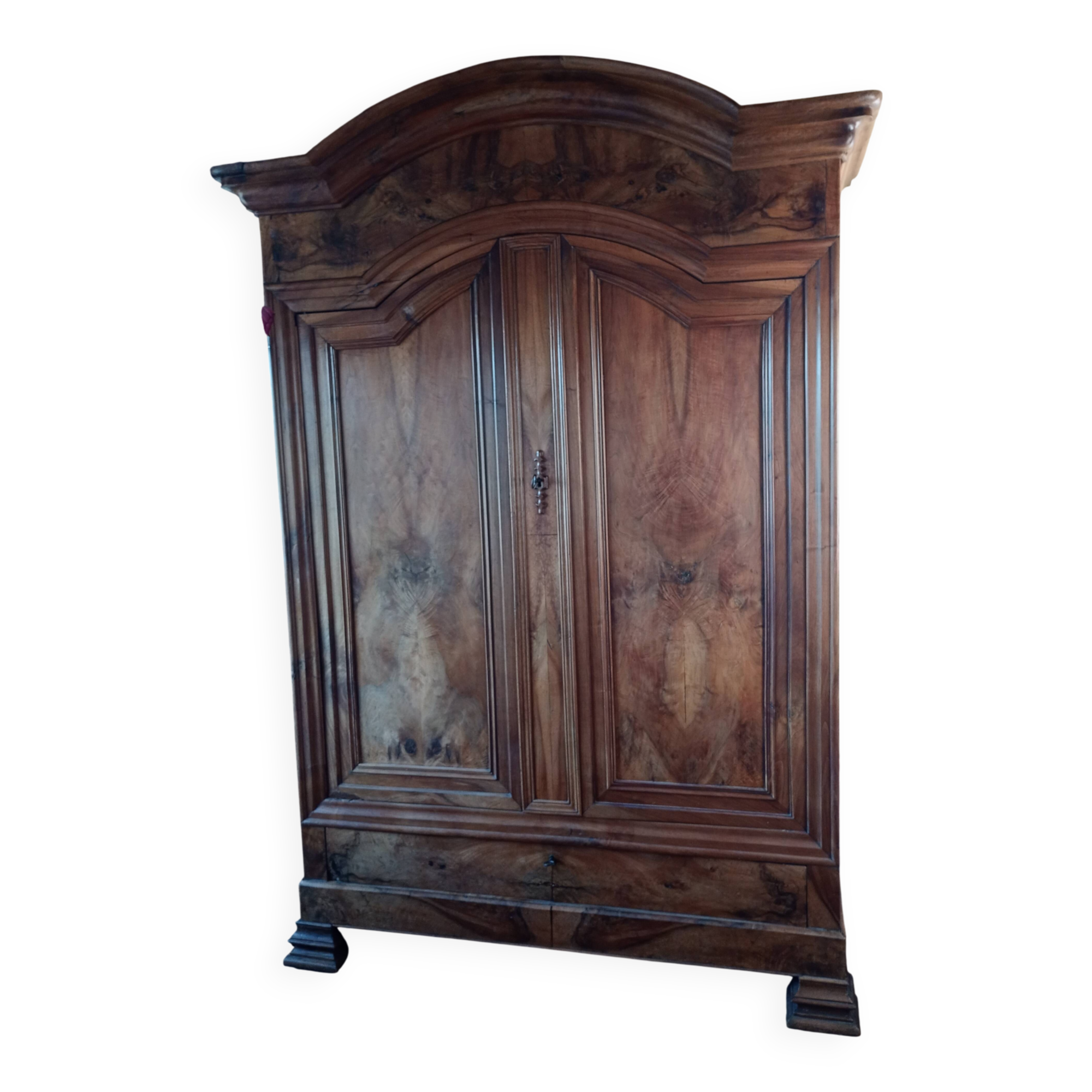 Bressan-style wardrobe
