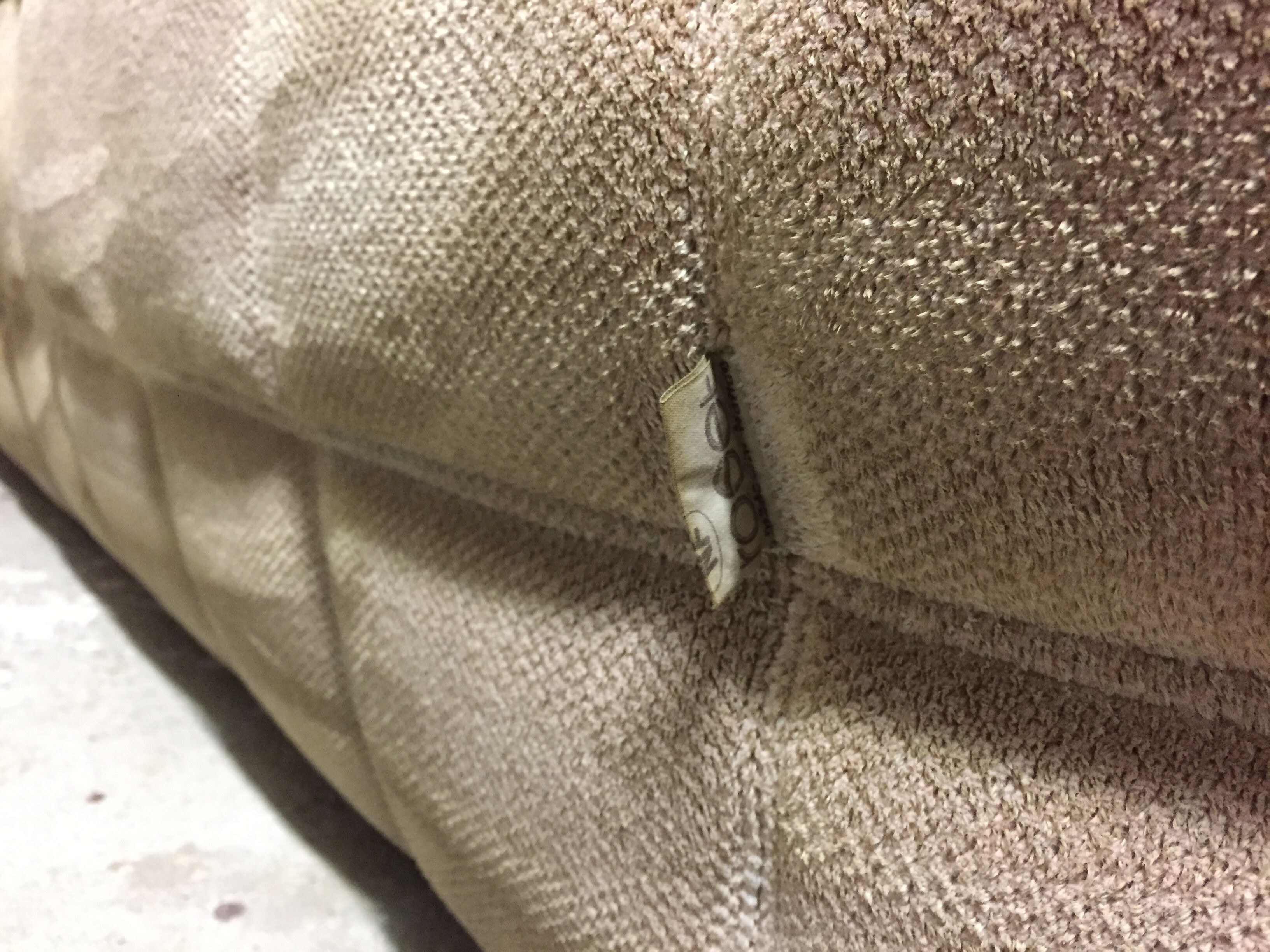 Sofa 2 seater Ligne Roset model "Kashima"