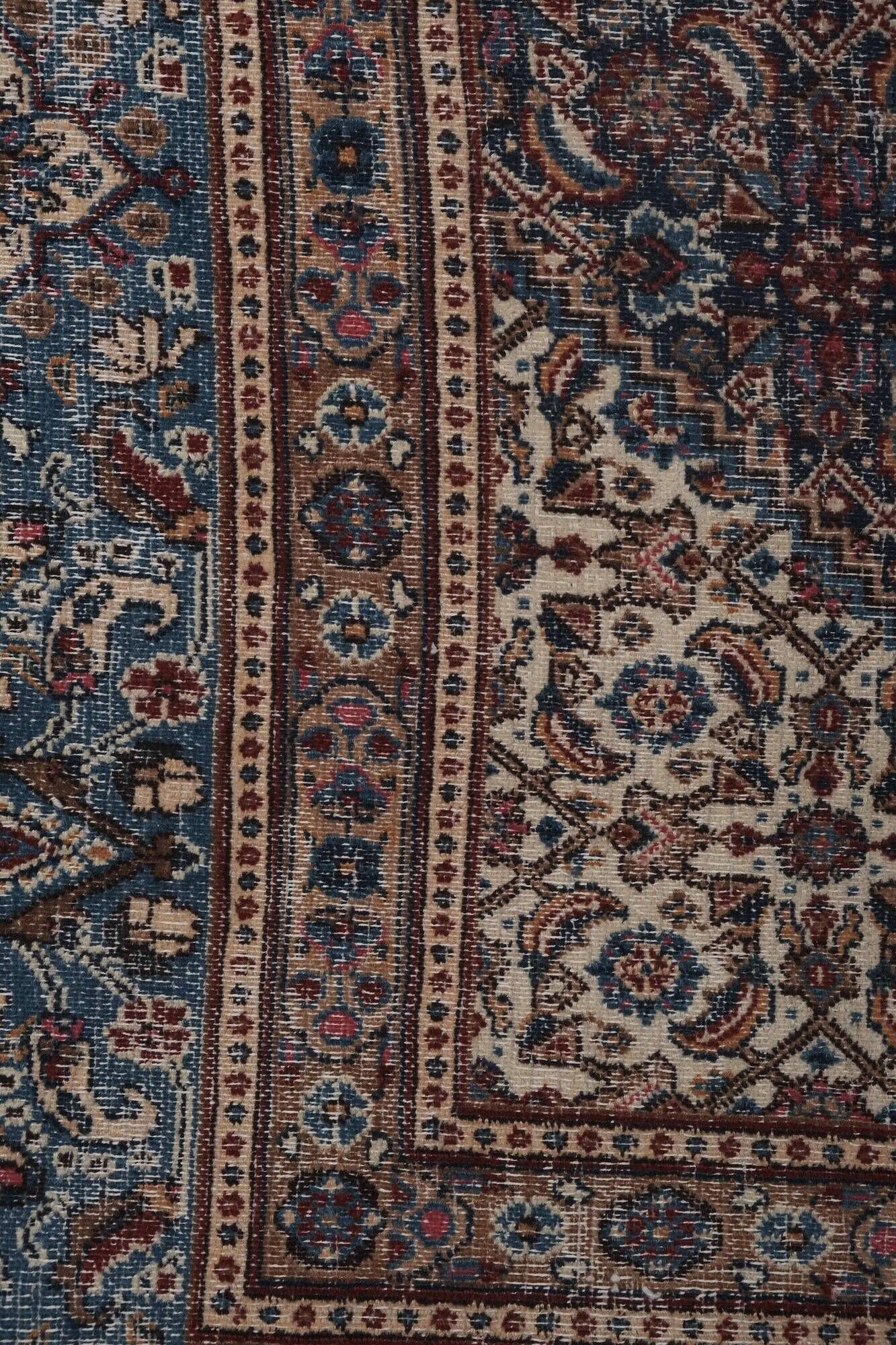 Vintage Turkish handmade rug 215x323 cm