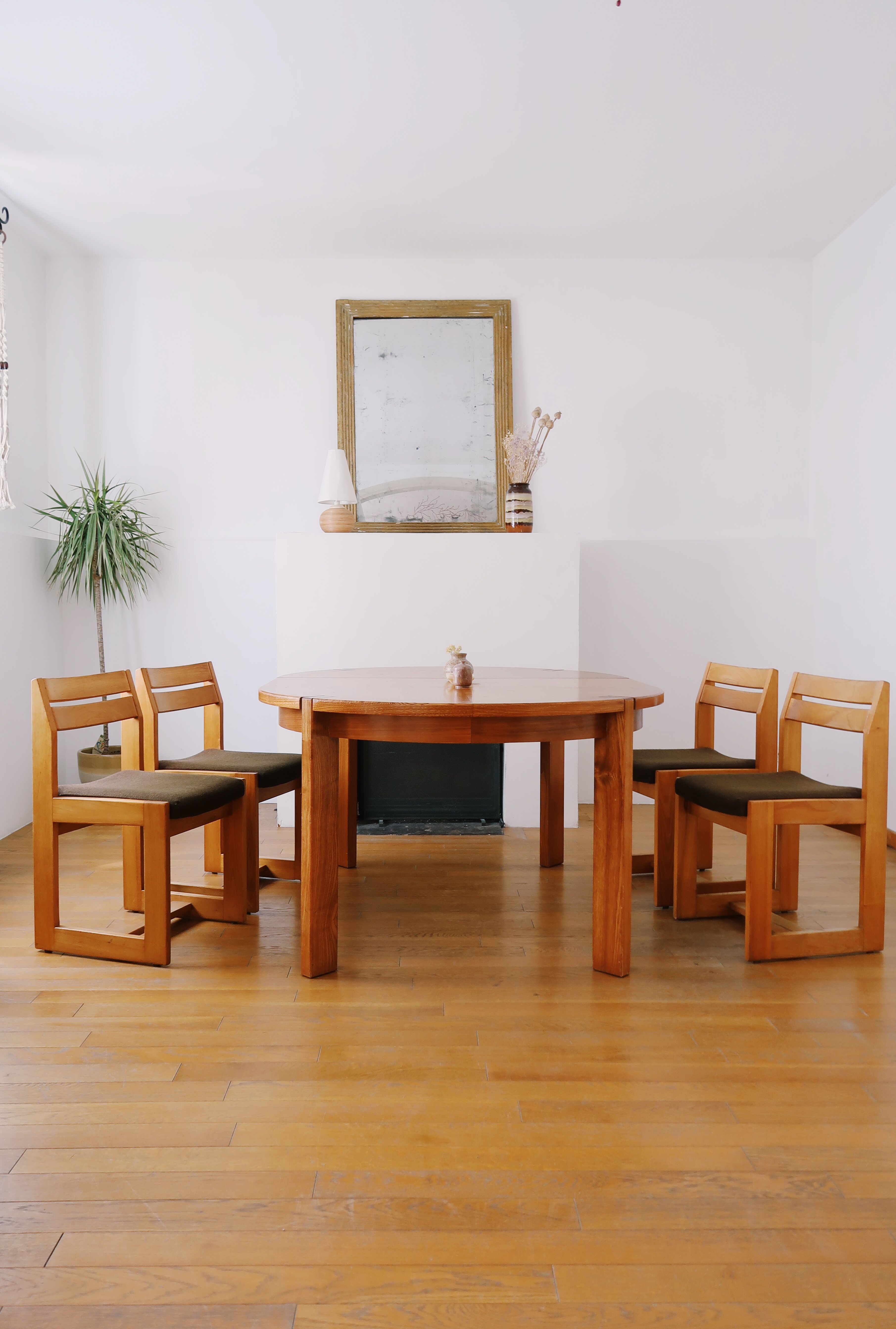 4 chairs sleigh Maison Regain