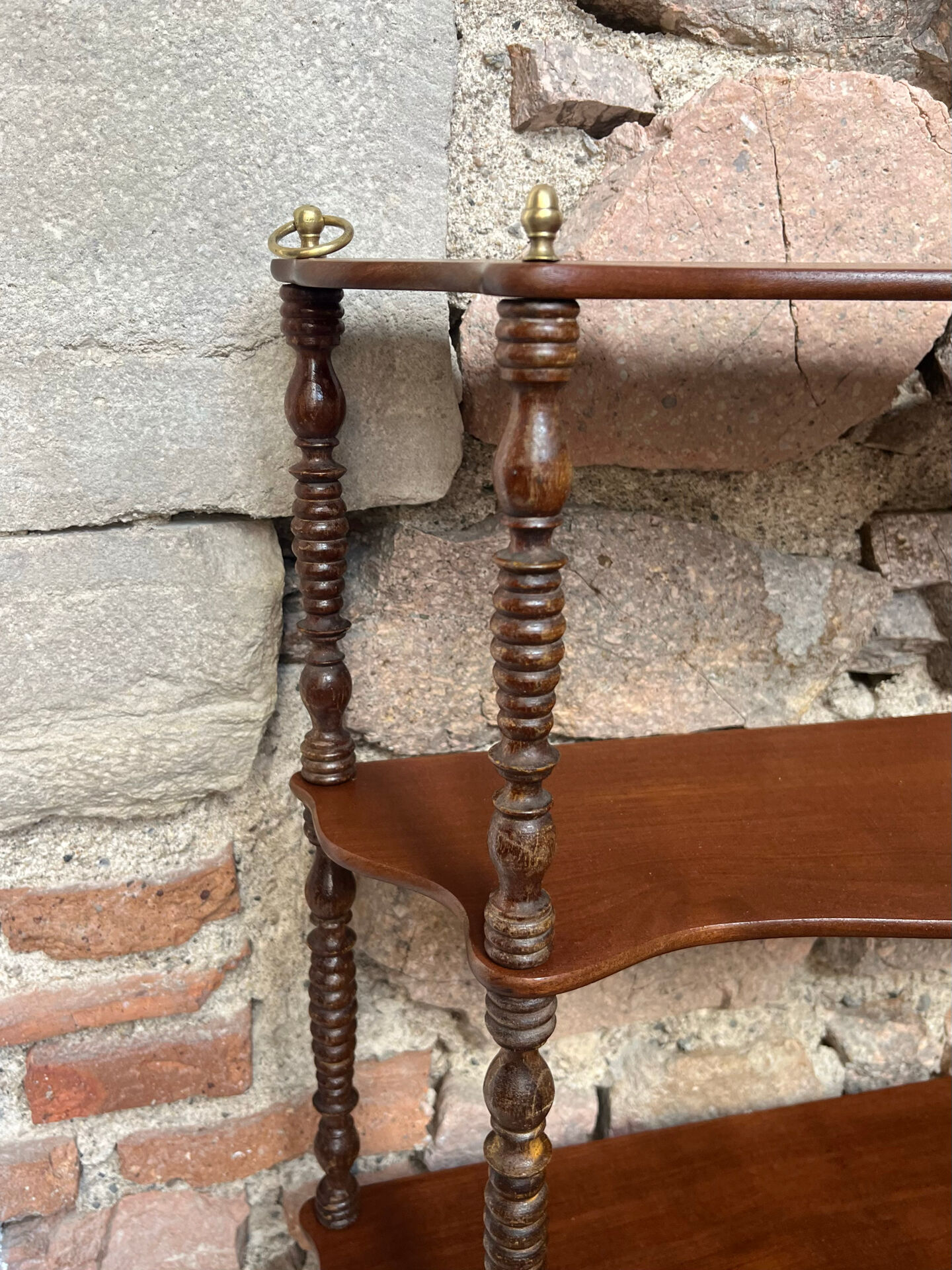 Napoleon III shelf