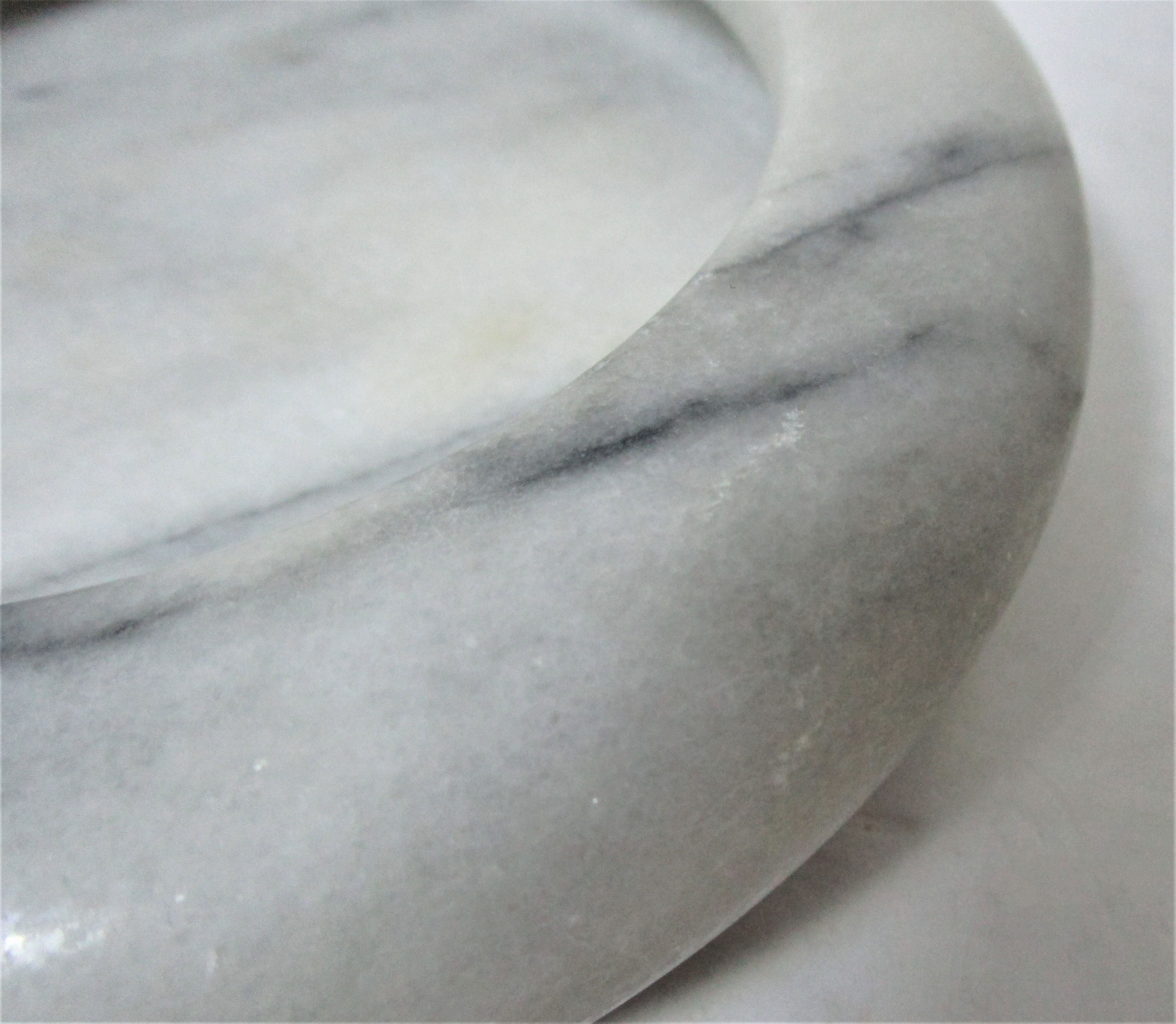 Trinket bowl white marble veined black